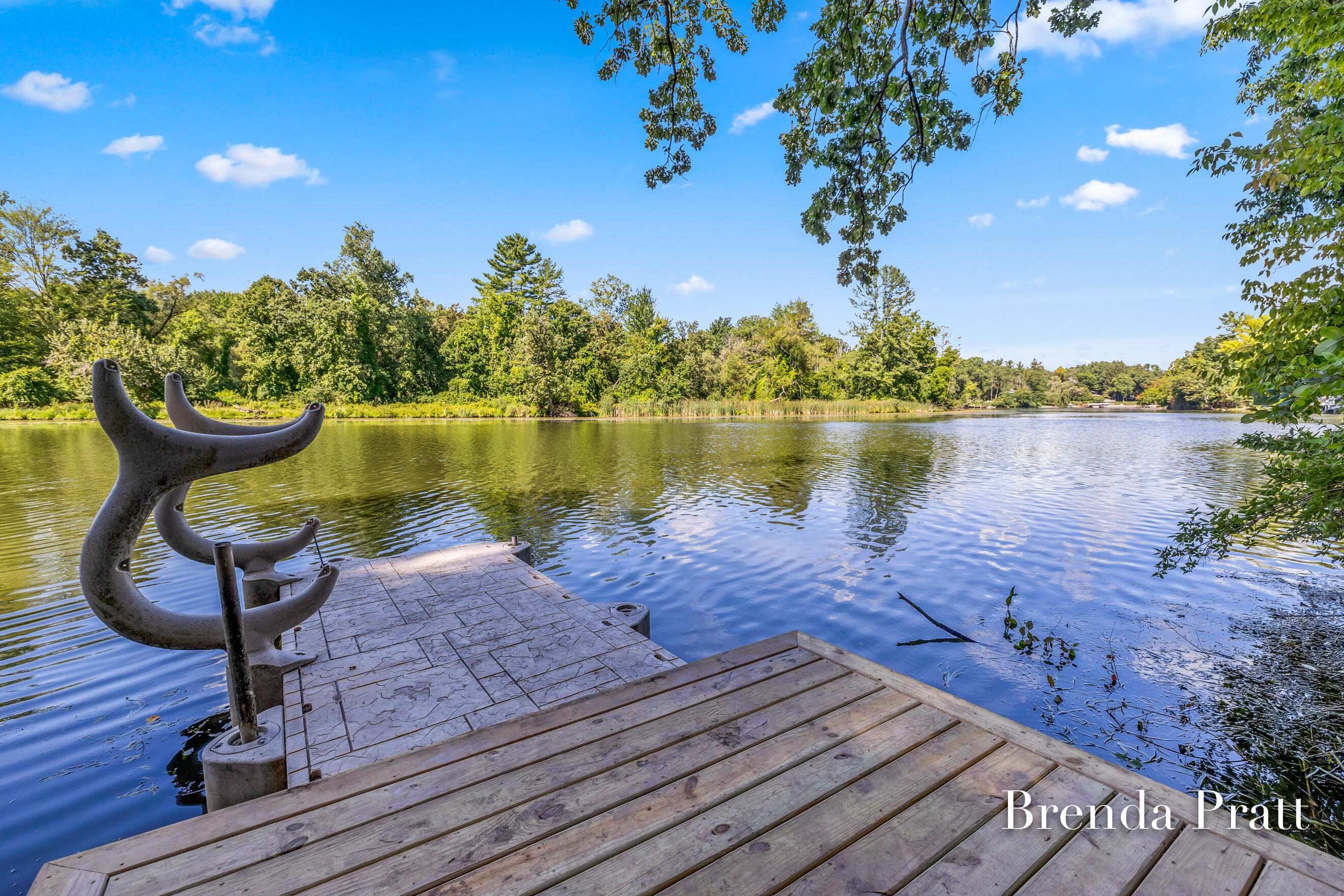 2100 Timber Point Drive SE