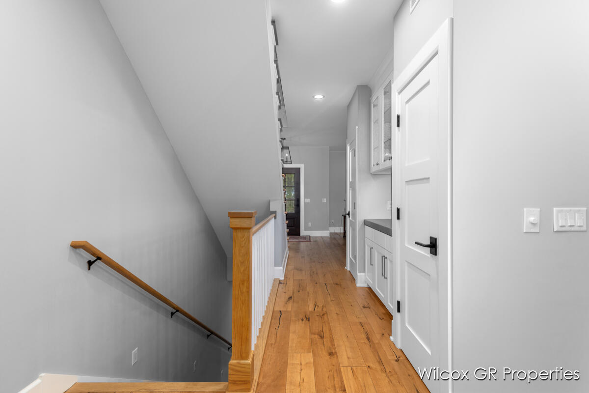 631 Greenslate Drive SE