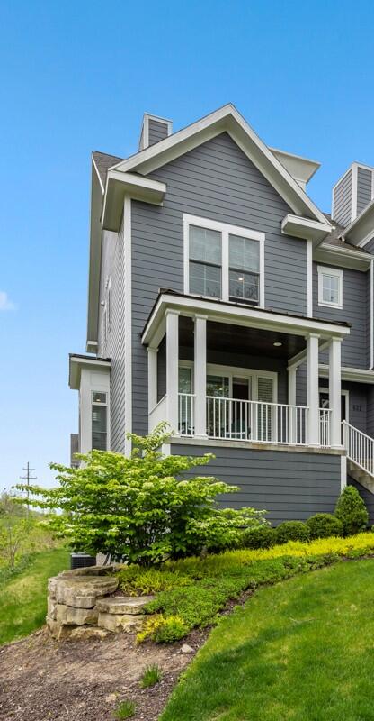 631 Greenslate Drive SE