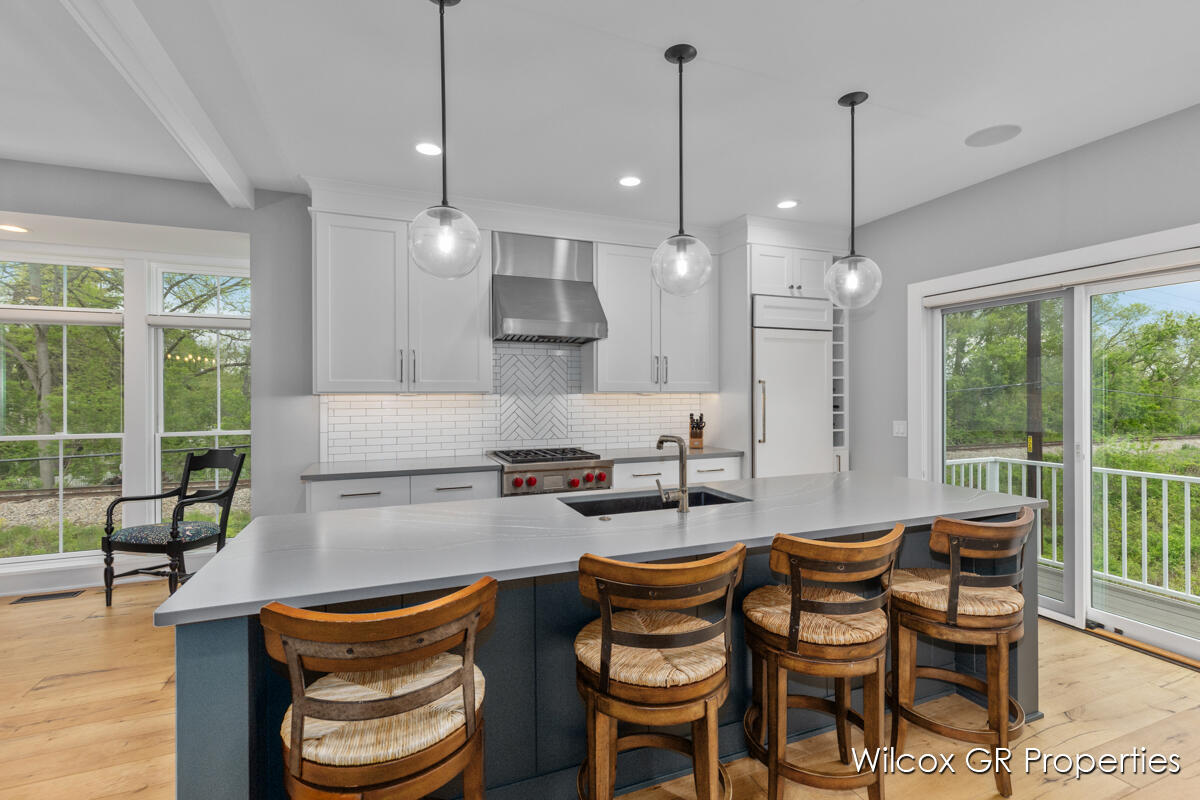 631 Greenslate Drive SE