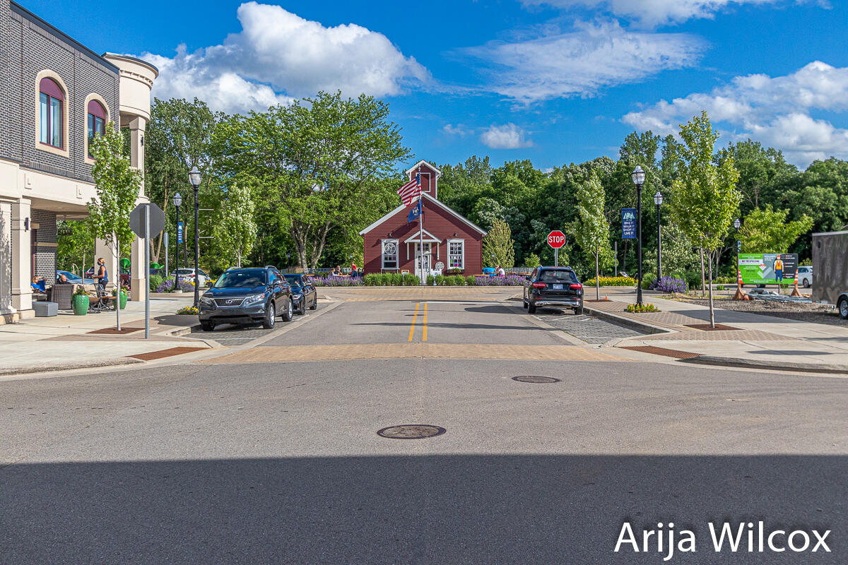 631 Greenslate Drive SE