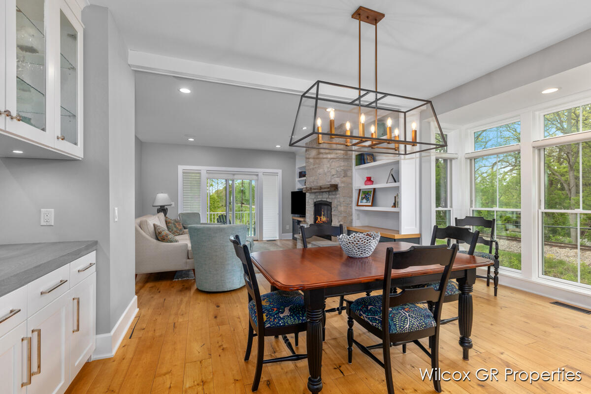 631 Greenslate Drive SE