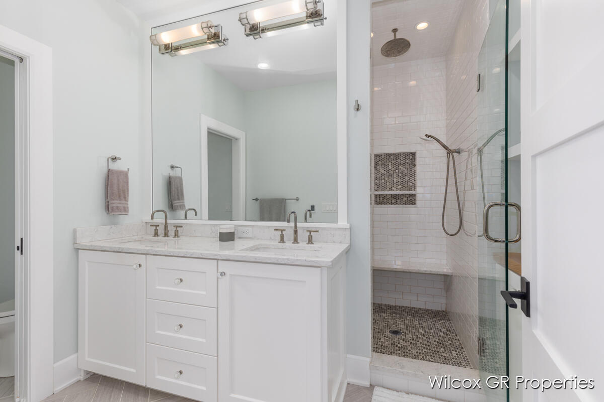 631 Greenslate Drive SE