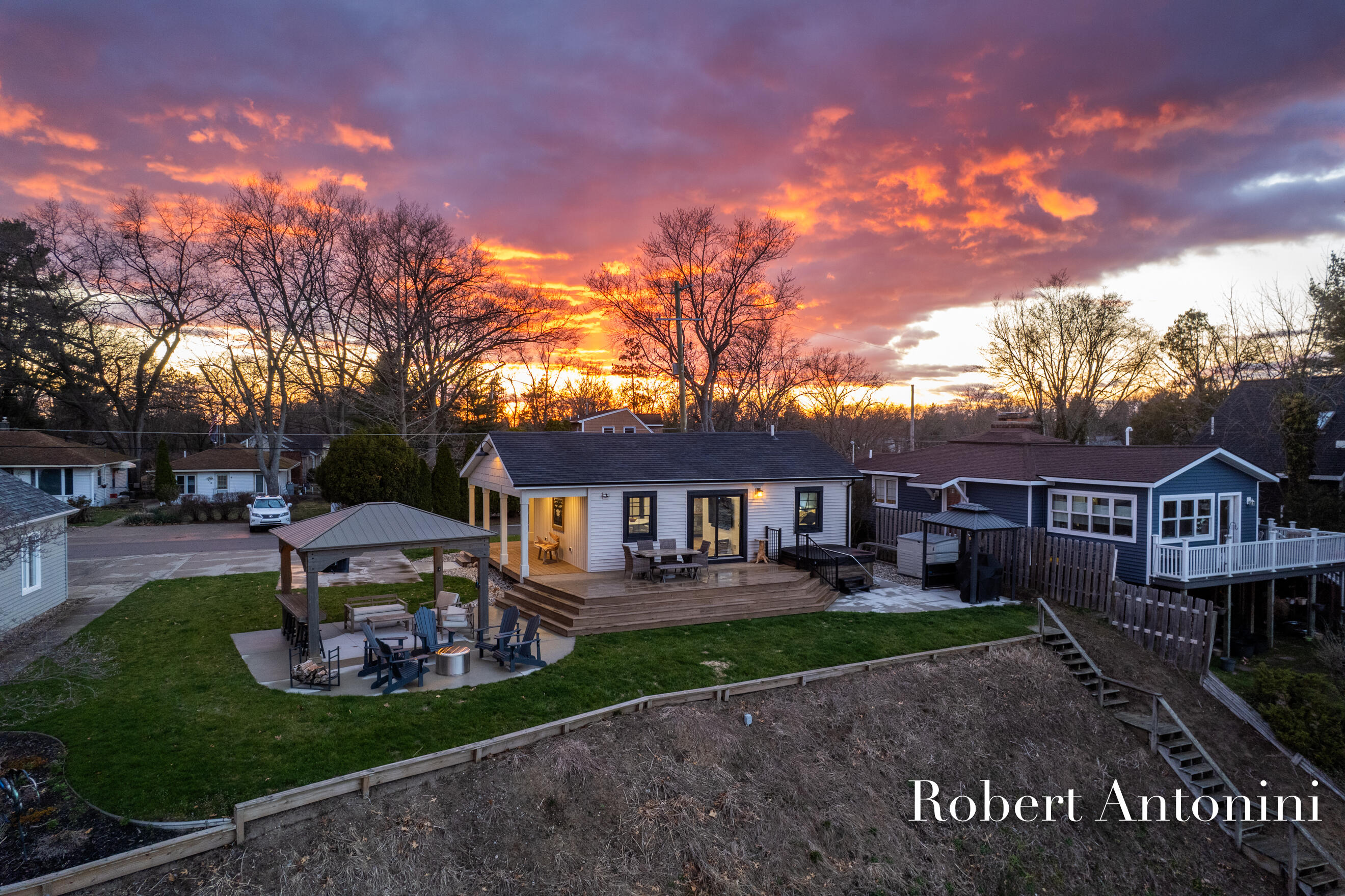 2301 Schimperle Drive NE