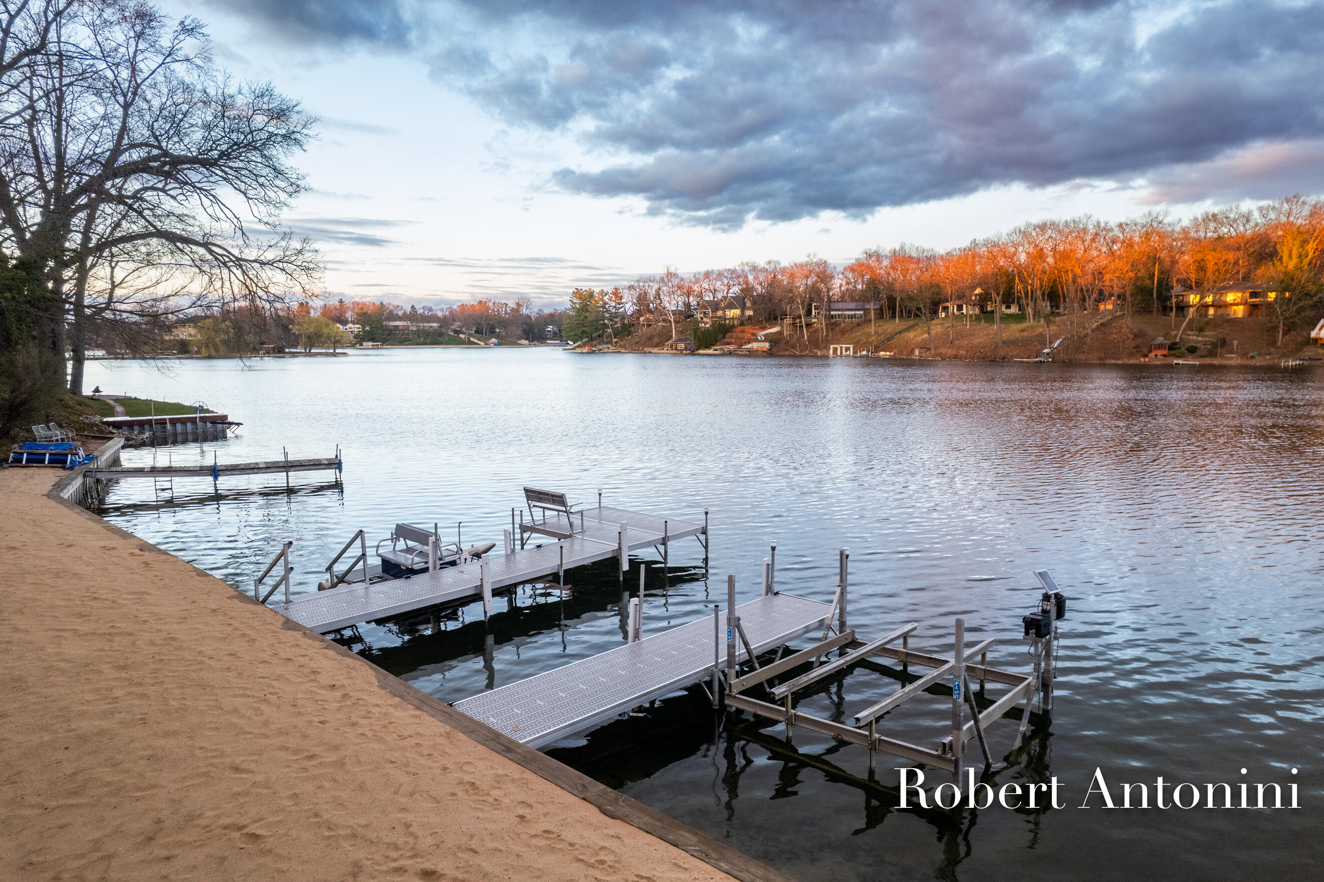 2301 Schimperle Drive NE