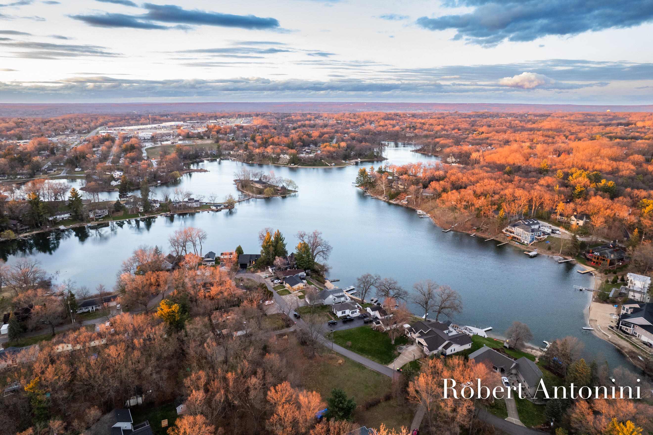 2301 Schimperle Drive NE