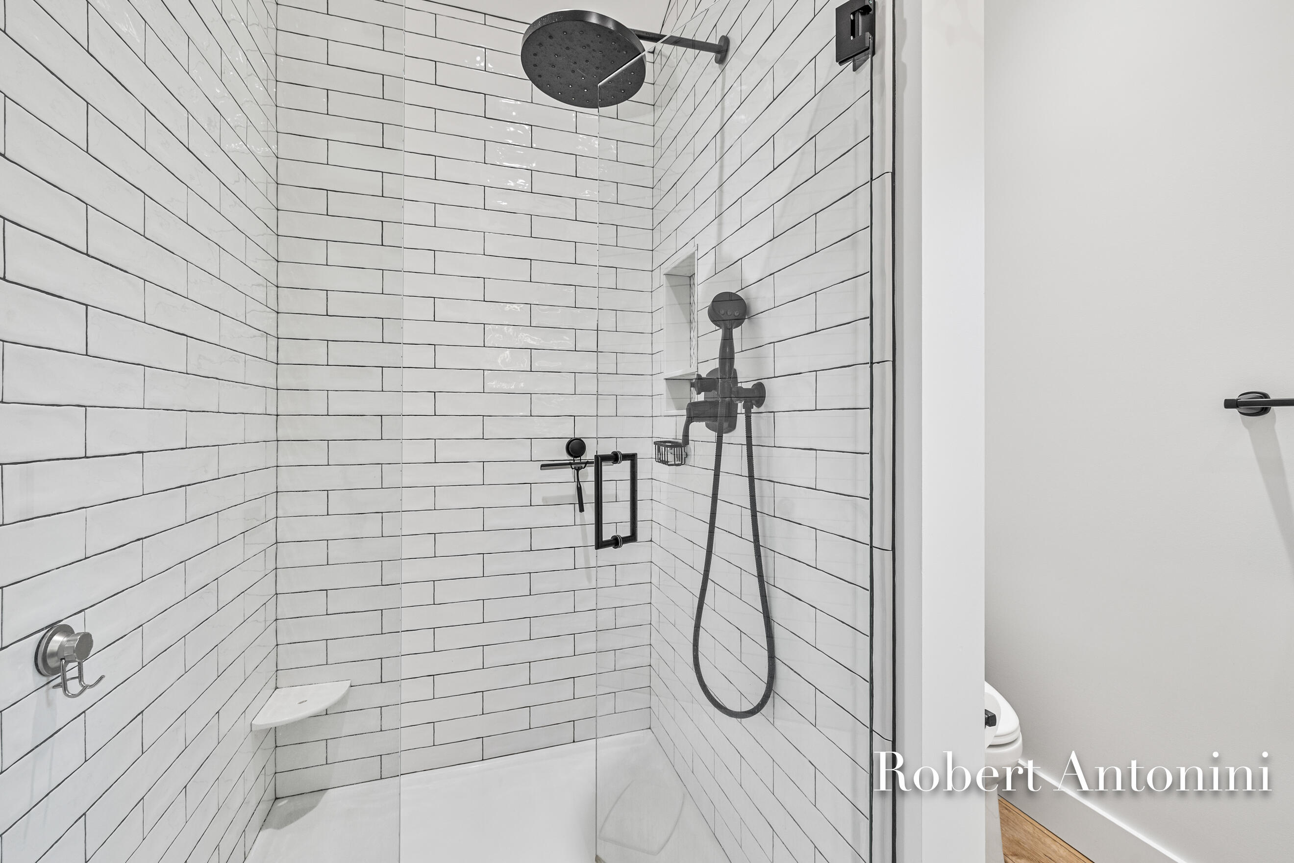 2301 Schimperle Drive NE