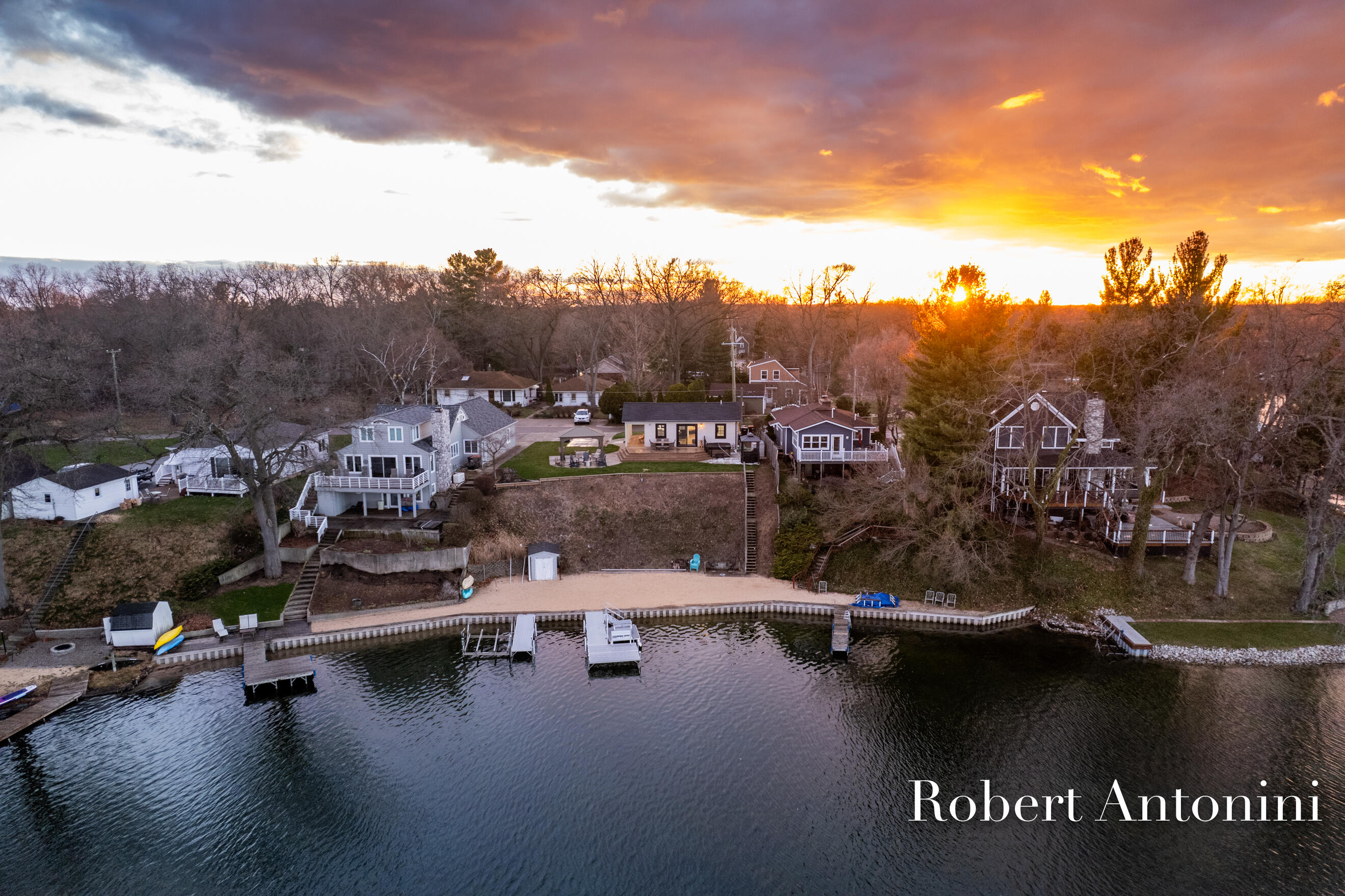 2301 Schimperle Drive NE