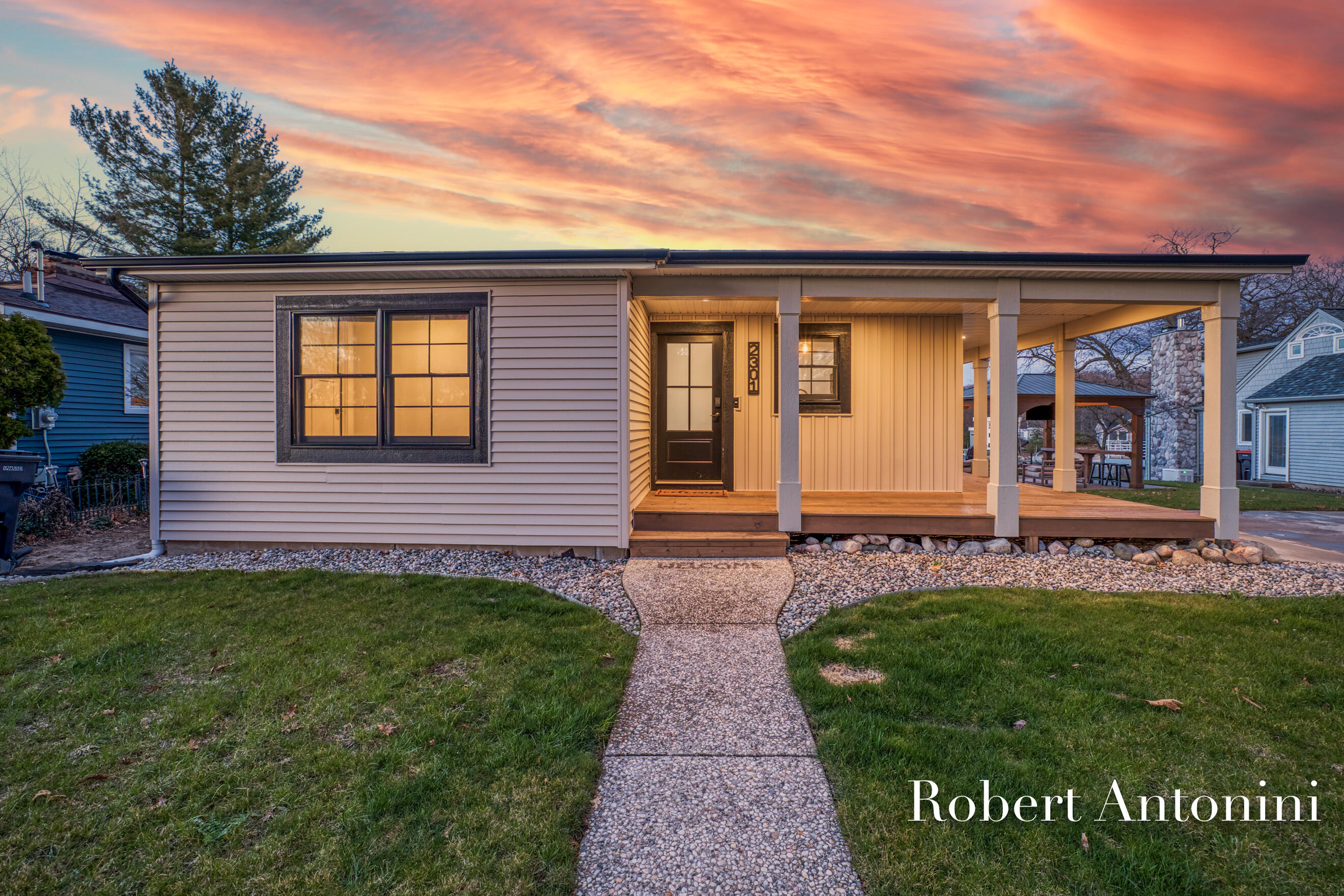 2301 Schimperle Drive NE