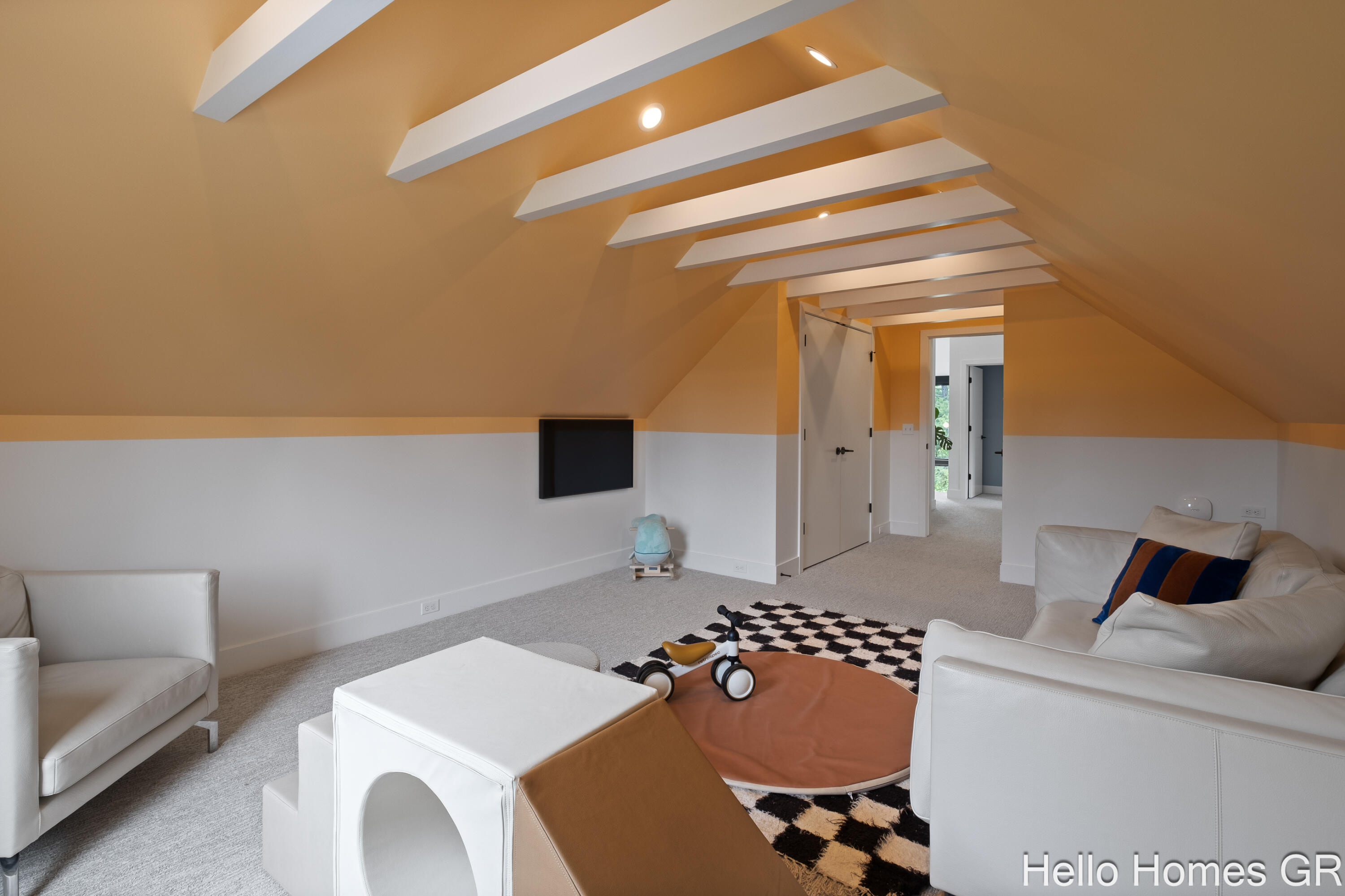 421 Manhattan Road SE