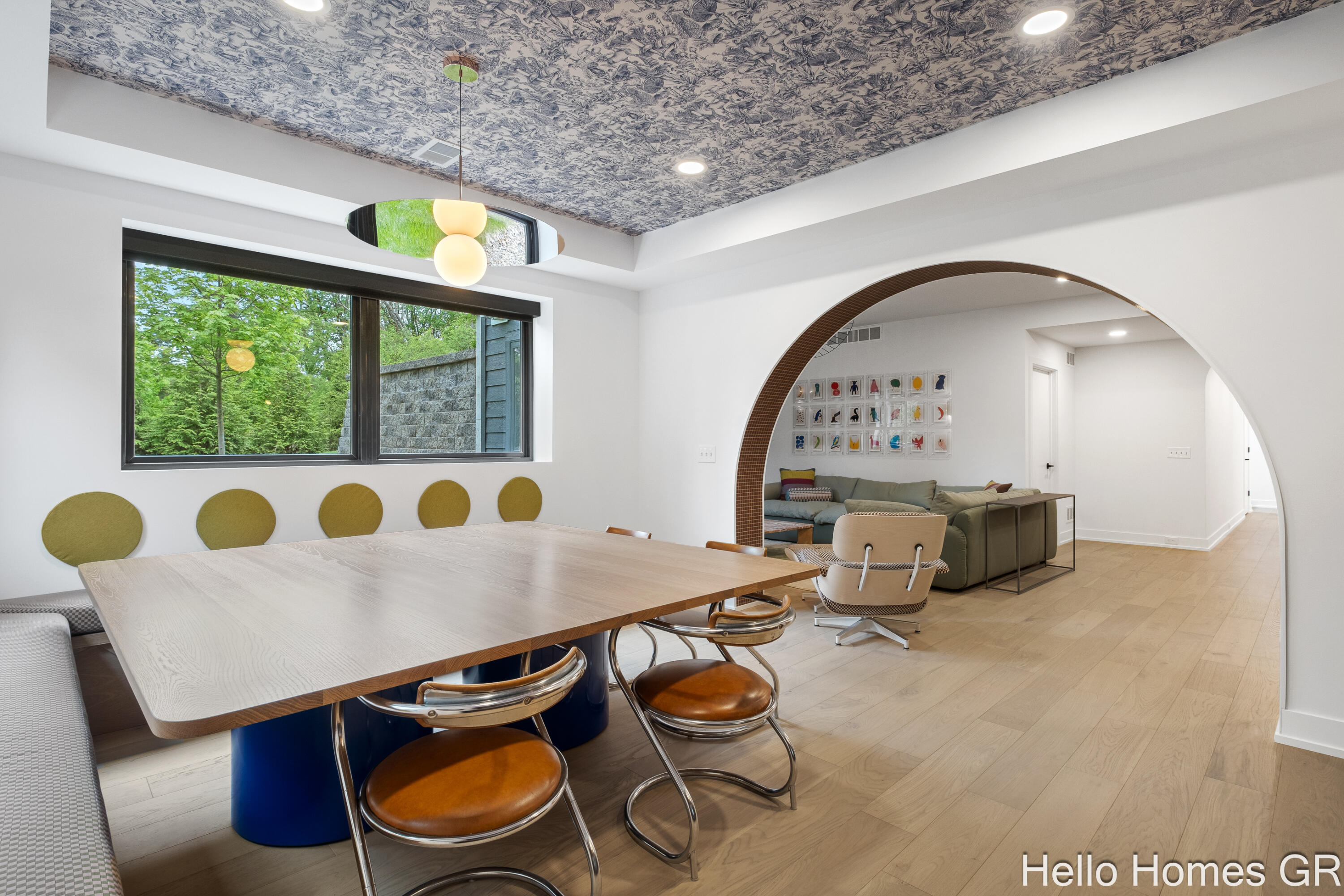 421 Manhattan Road SE