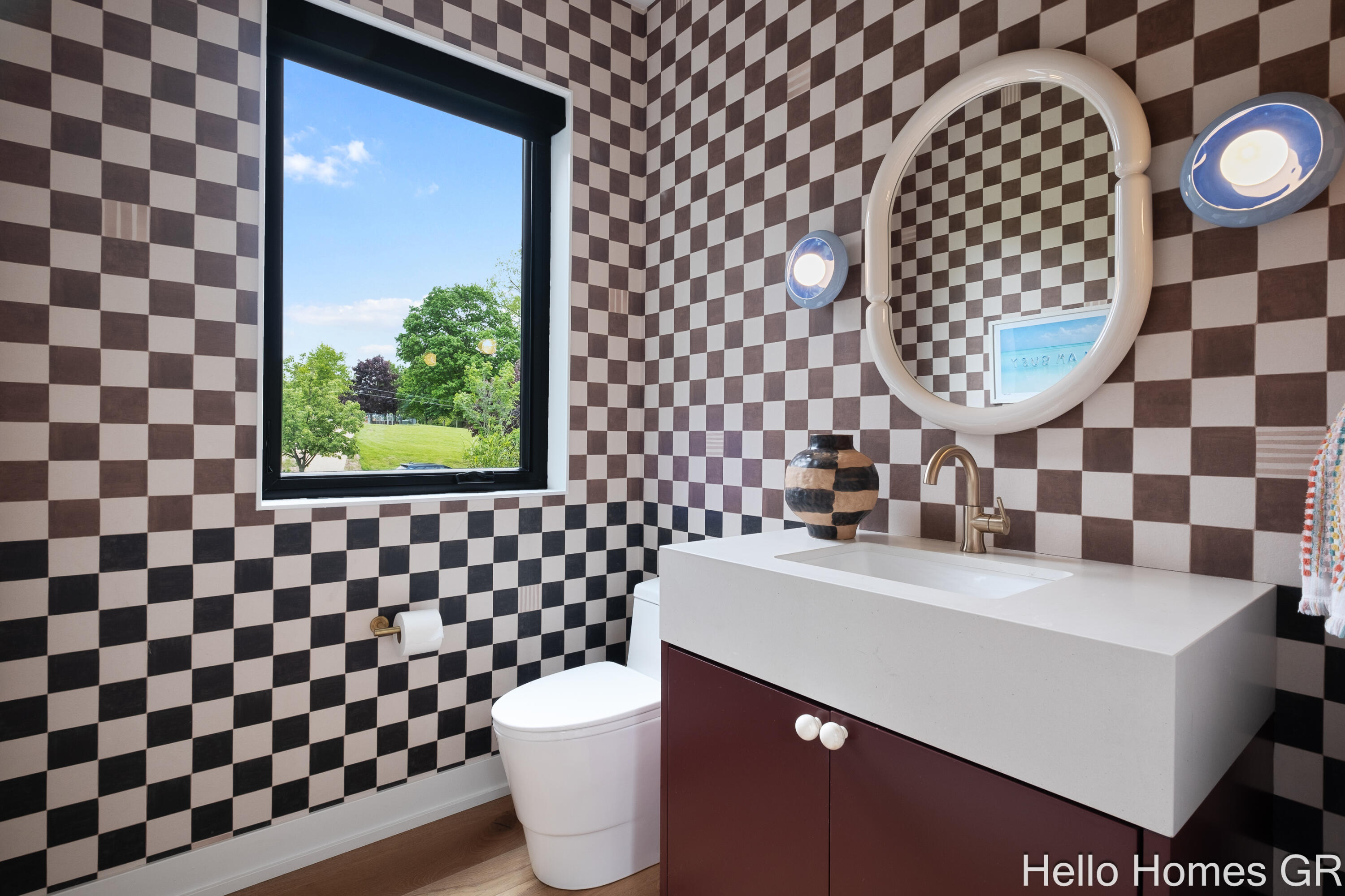 421 Manhattan Road SE