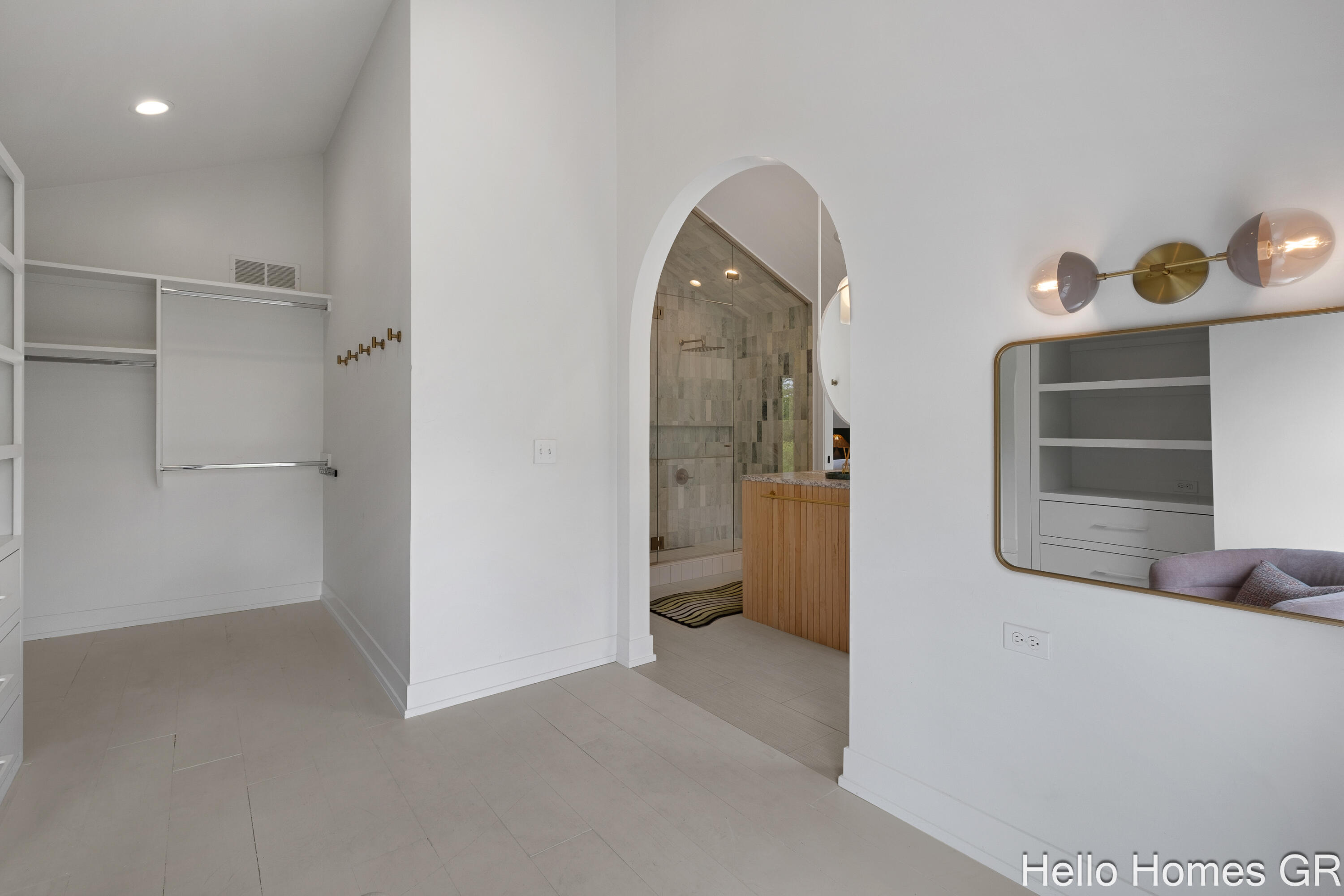 421 Manhattan Road SE