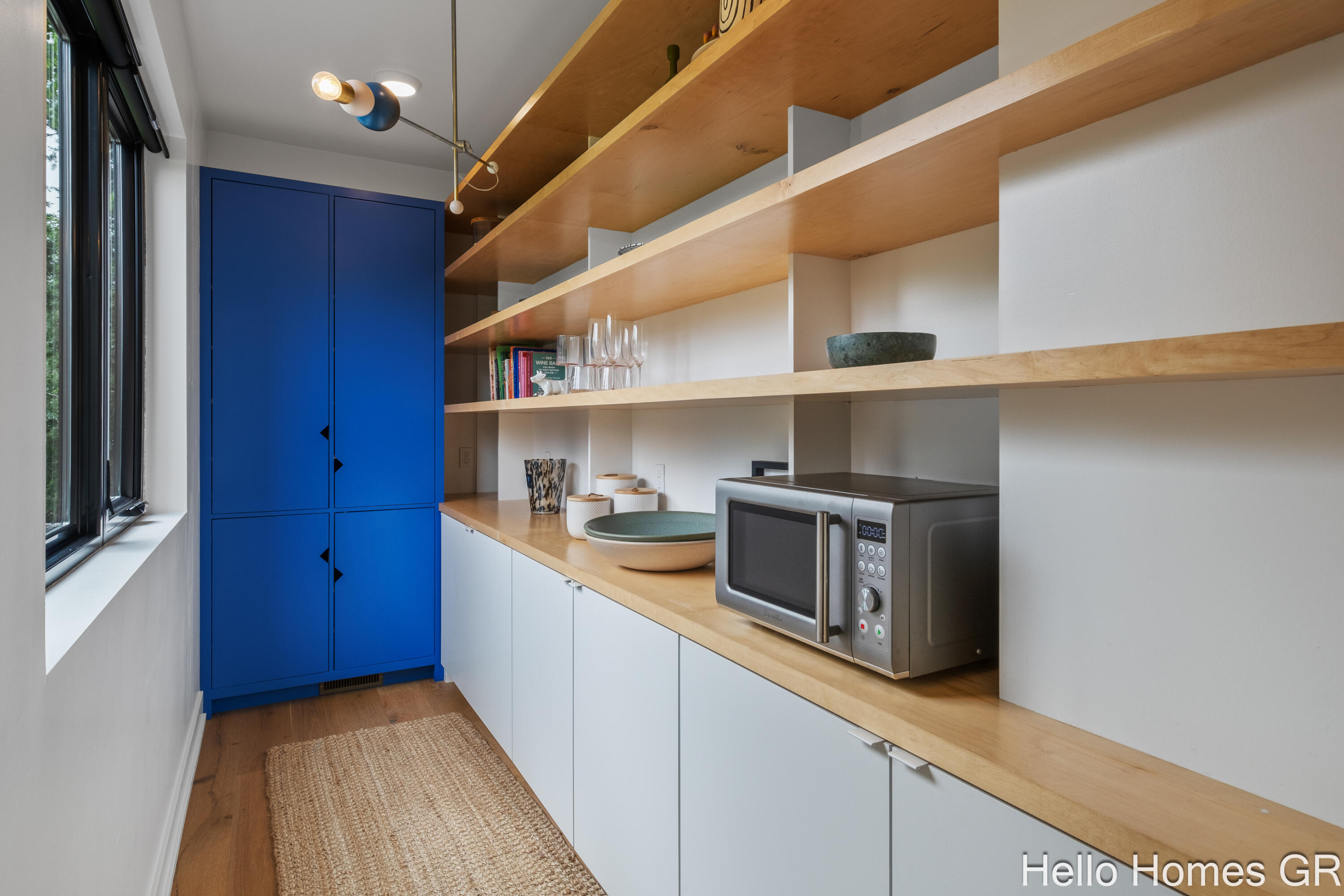 421 Manhattan Road SE