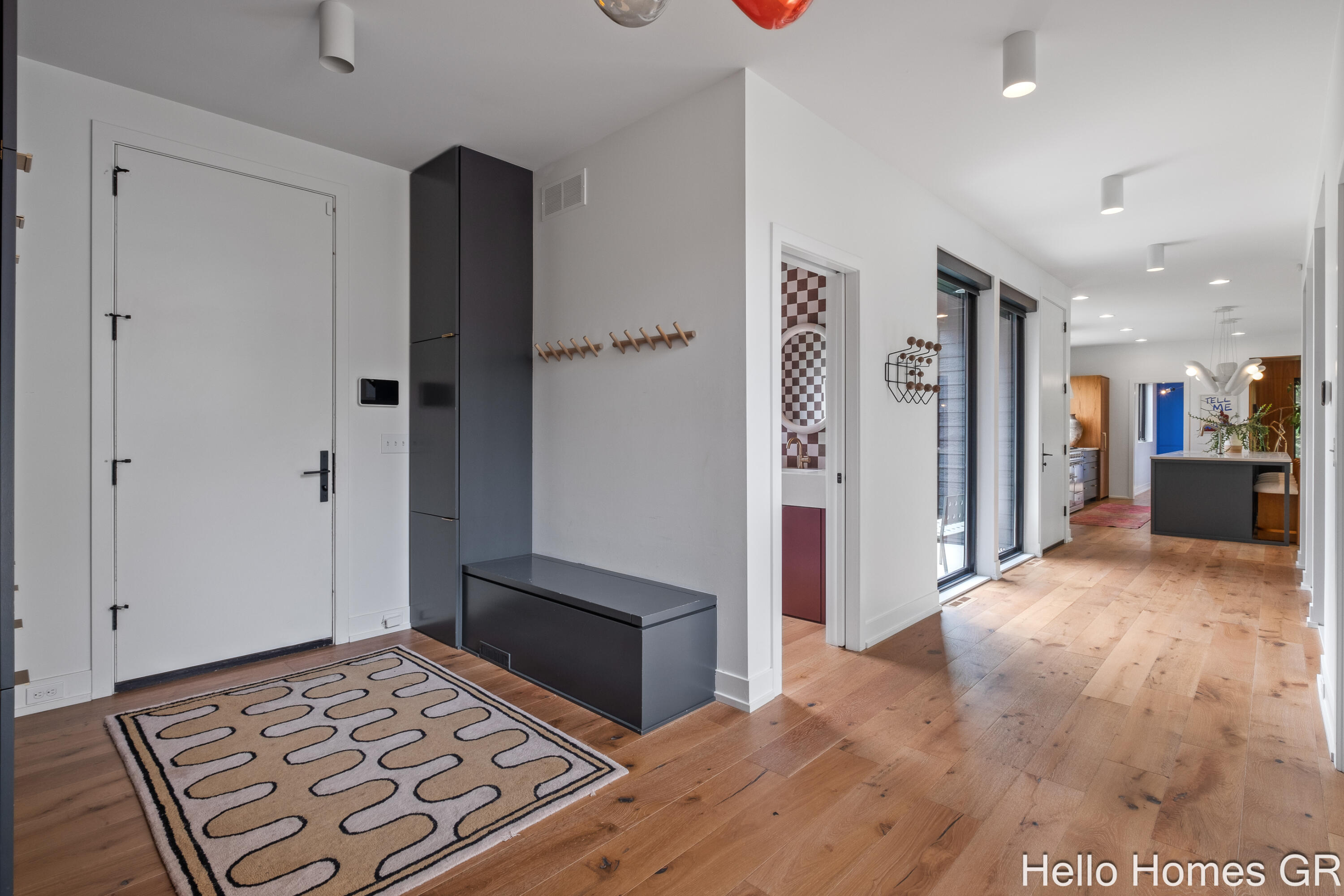 421 Manhattan Road SE