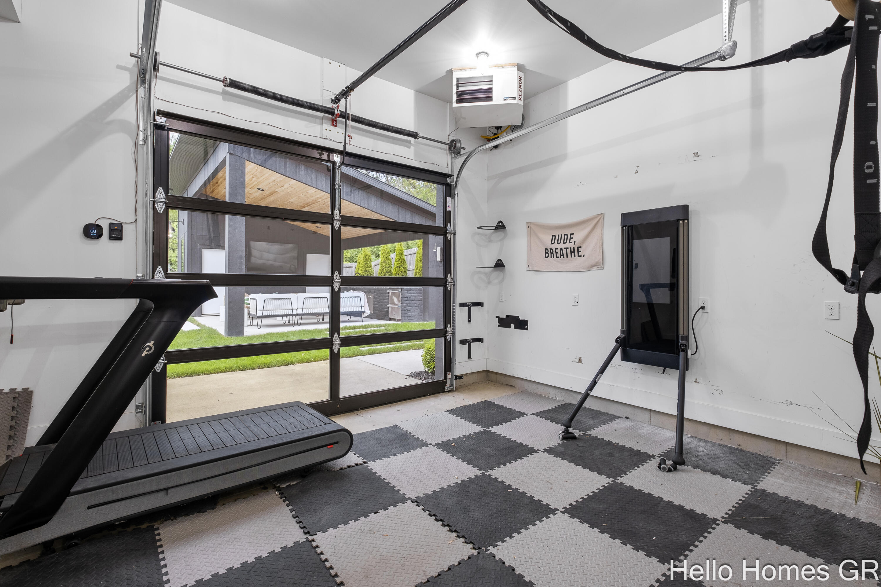 421 Manhattan Road SE