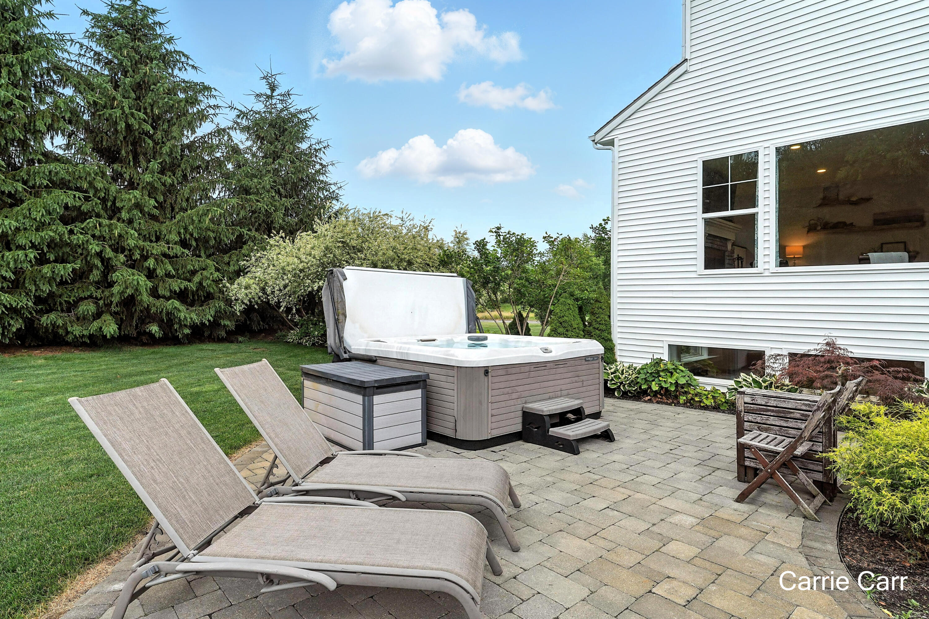 5493 Settlers Grove Road NE