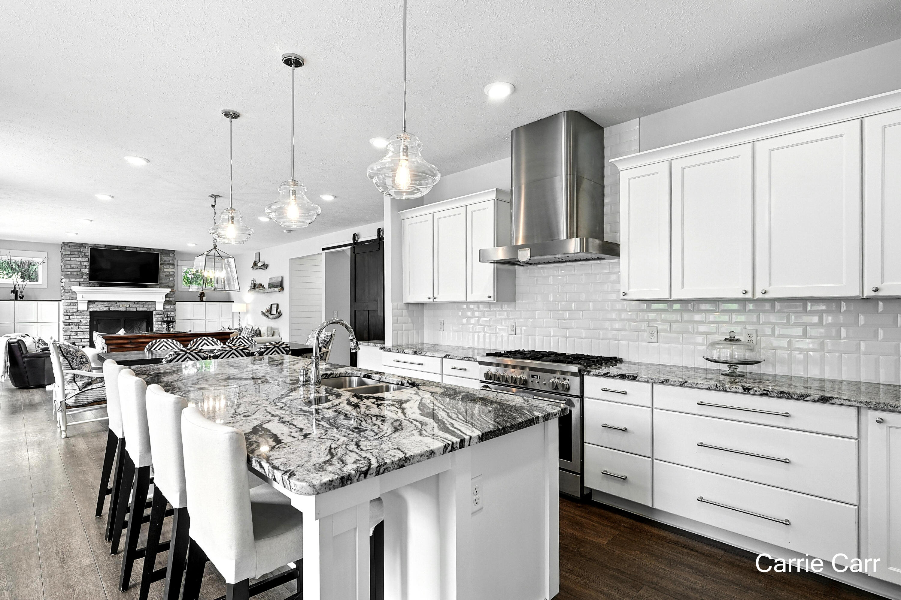 5493 Settlers Grove Road NE