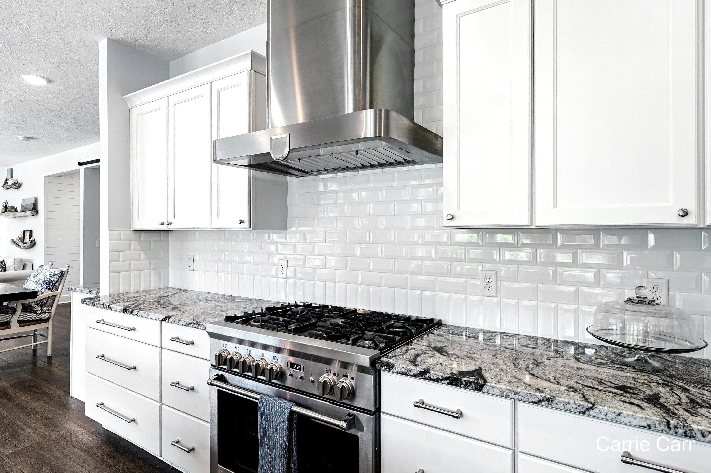 5493 Settlers Grove Road NE