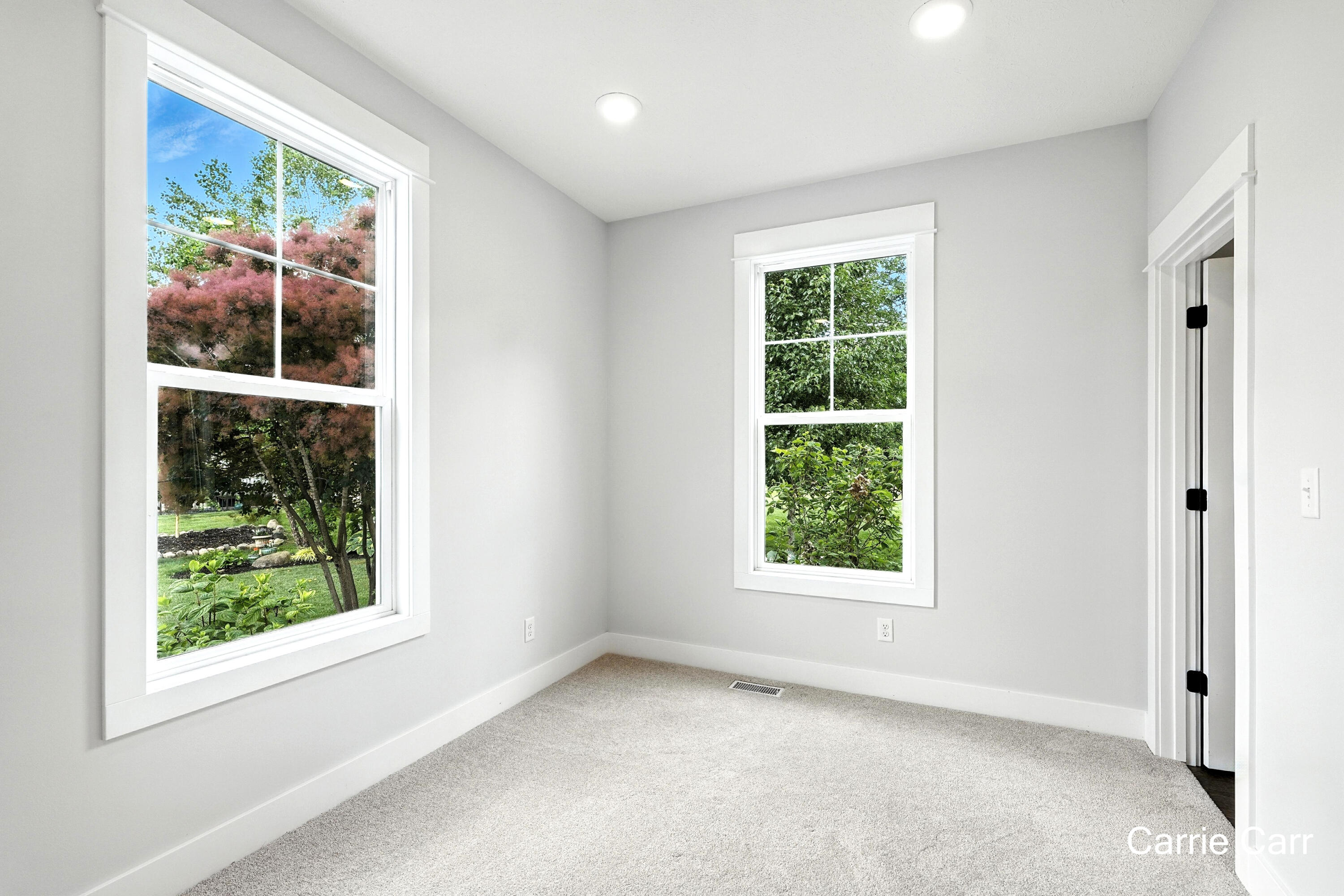 5493 Settlers Grove Road NE