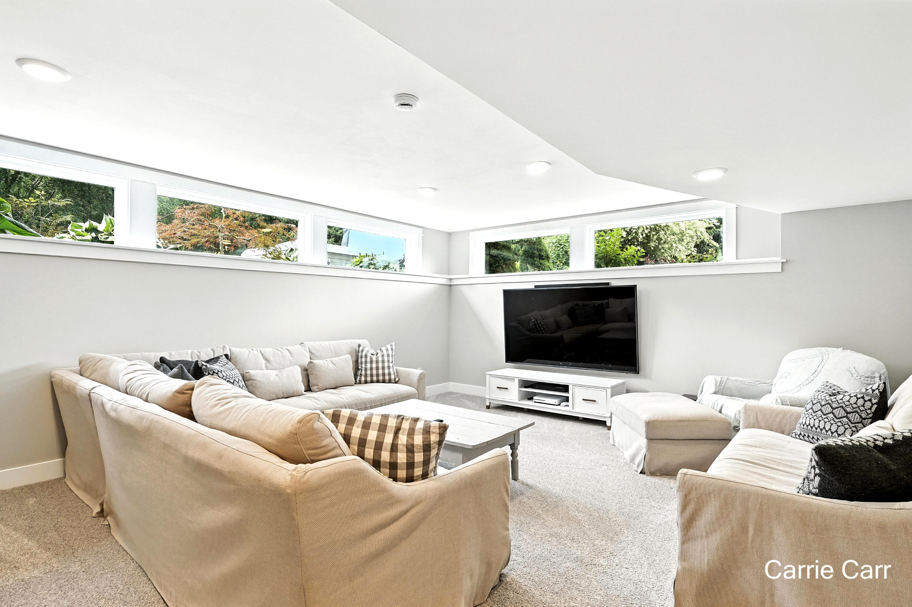 5493 Settlers Grove Road NE