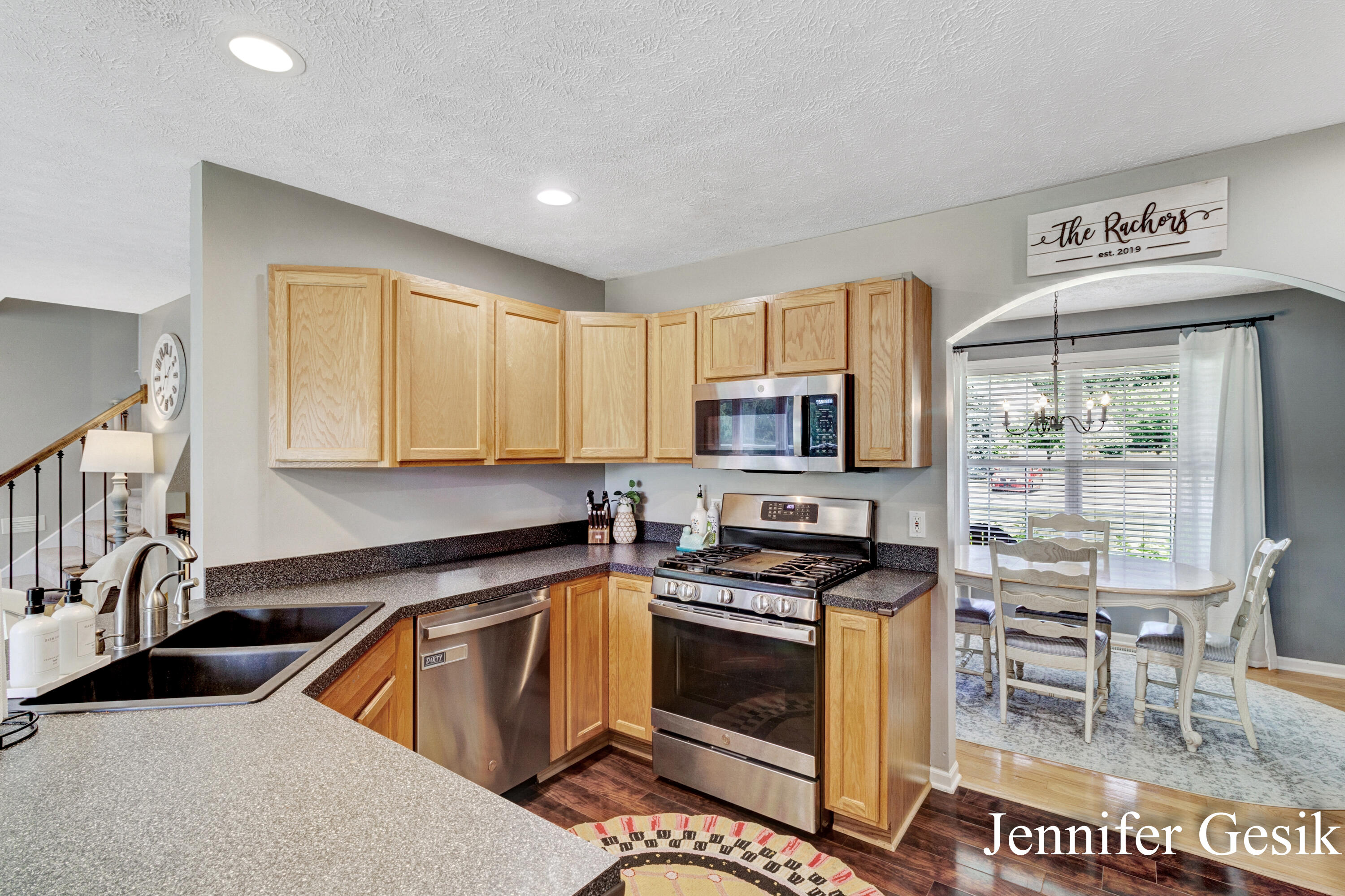 9107 Lady Lauren Drive NE