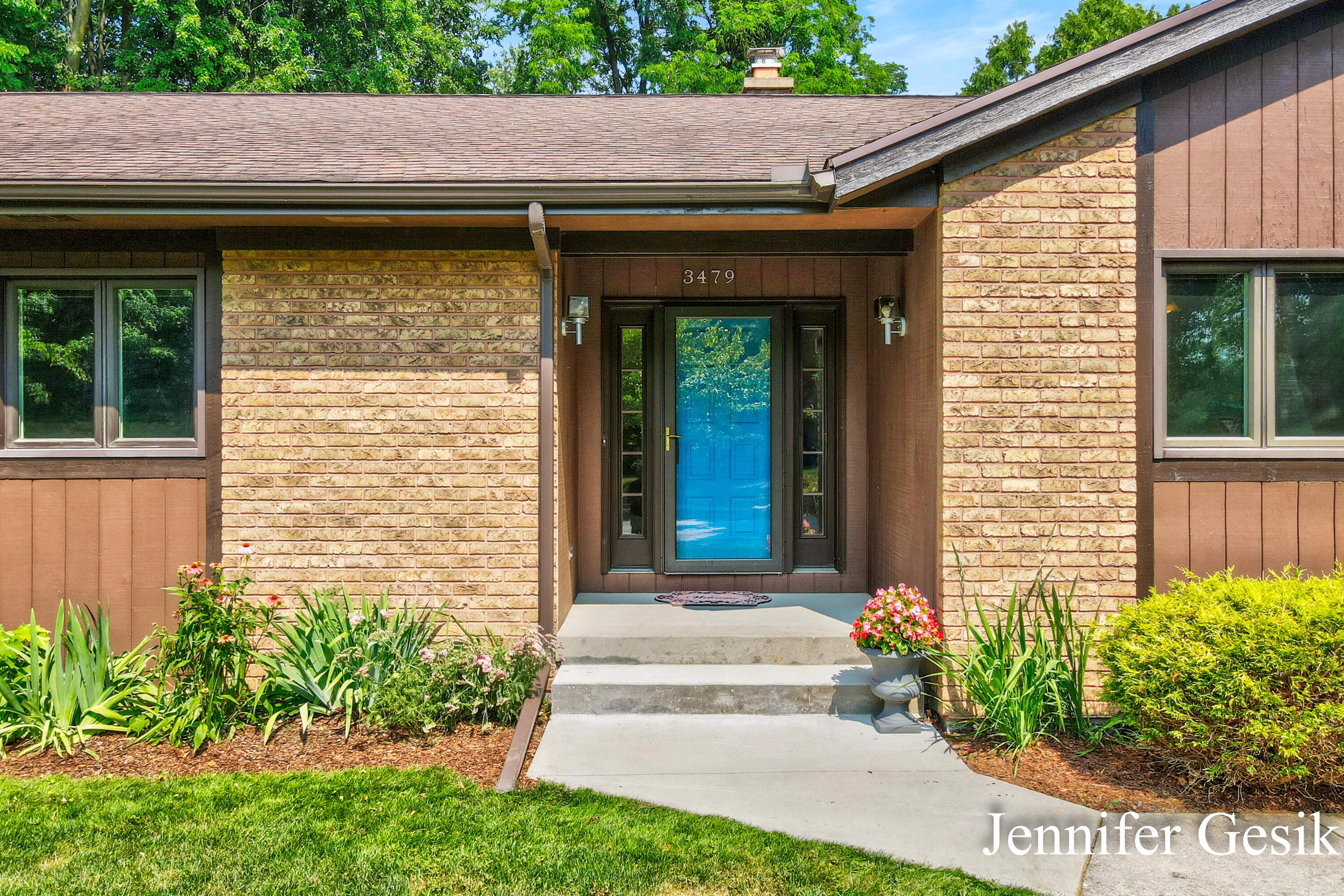 3479 Eastridge Court NE