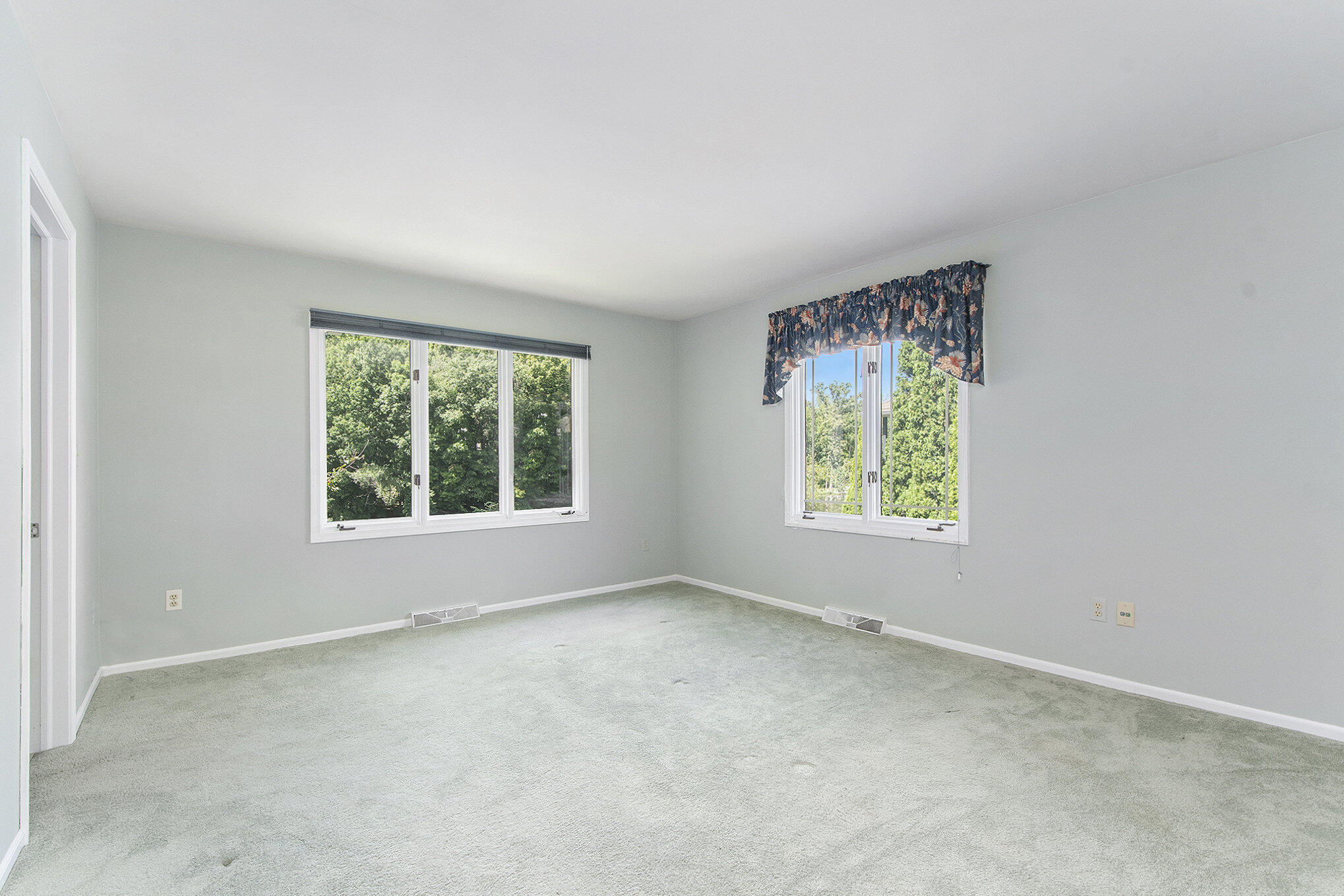 2495 Cascade Springs Drive SE
