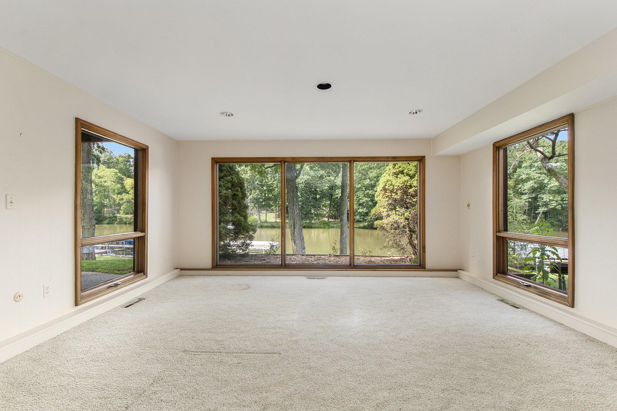 2495 Cascade Springs Drive SE
