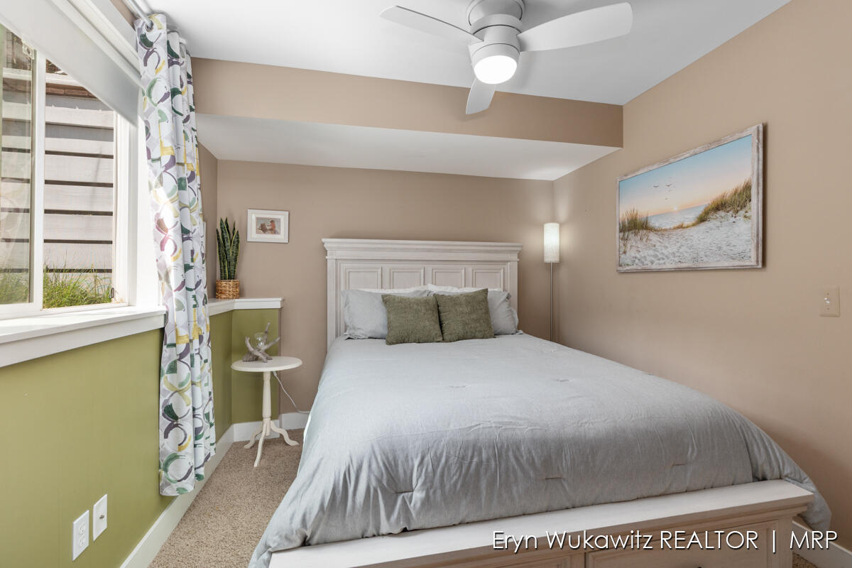 2167 New Town Drive NE