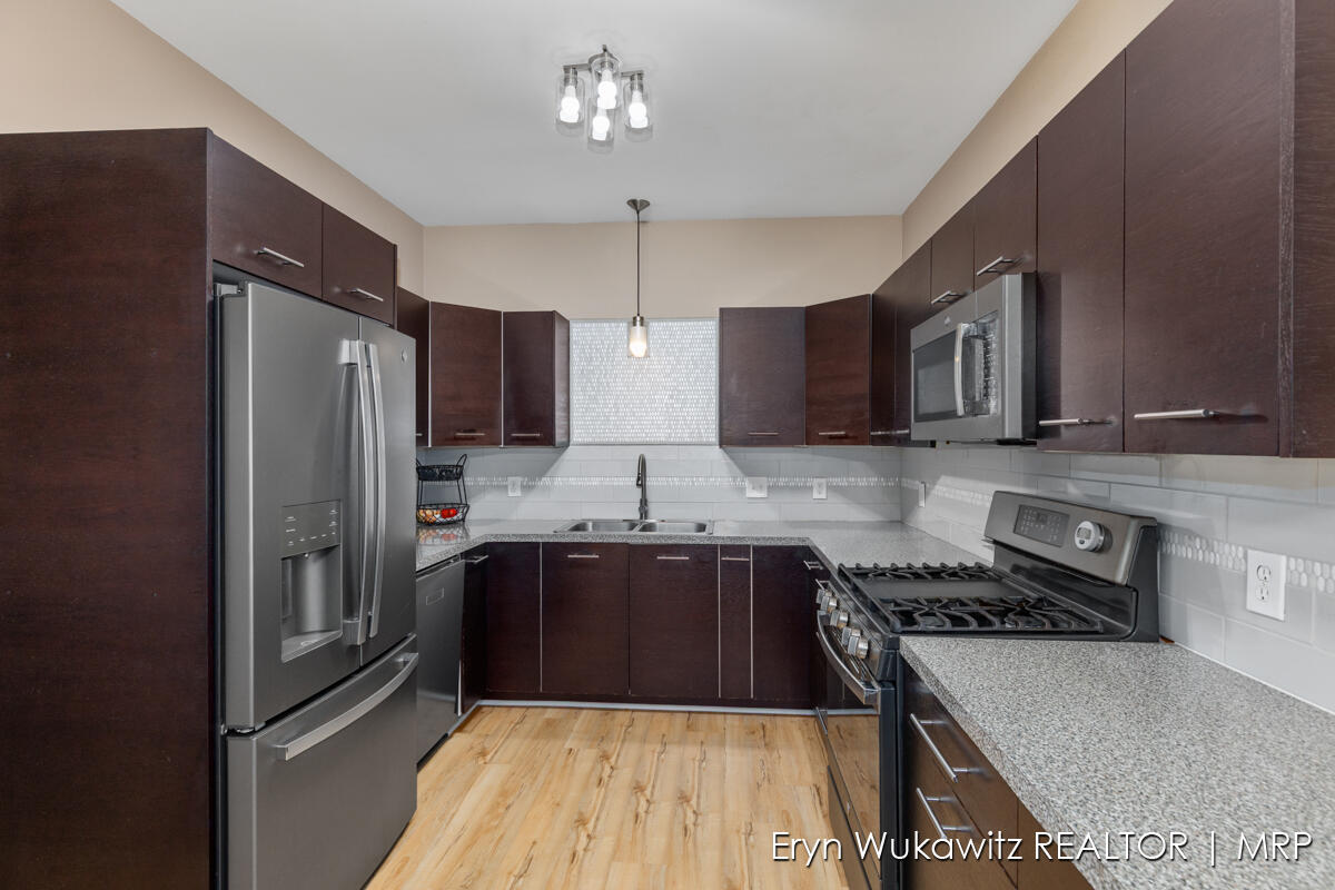 2167 New Town Drive NE