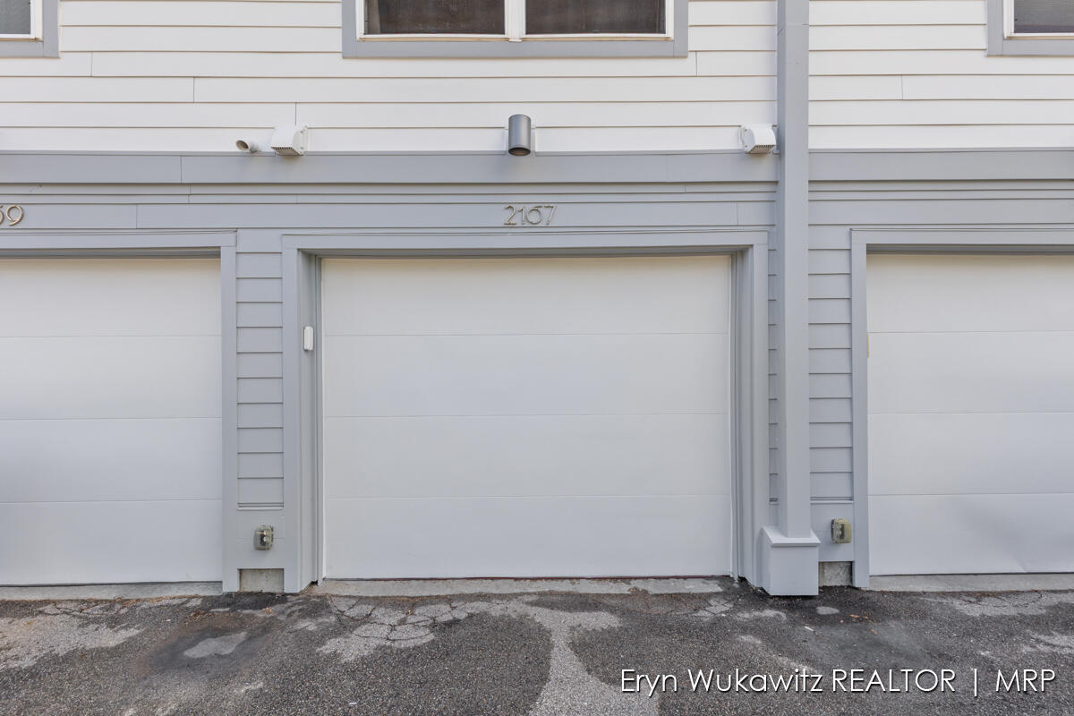 2167 New Town Drive NE