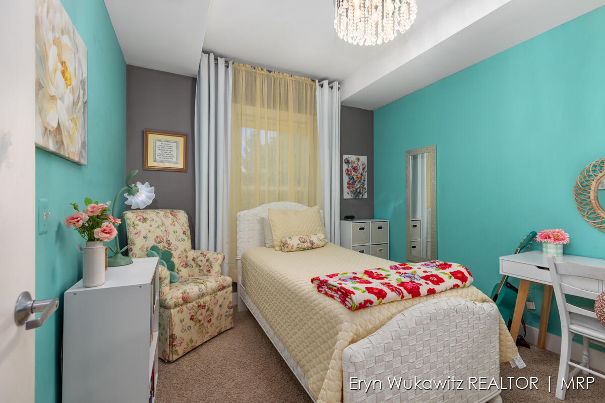 2167 New Town Drive NE