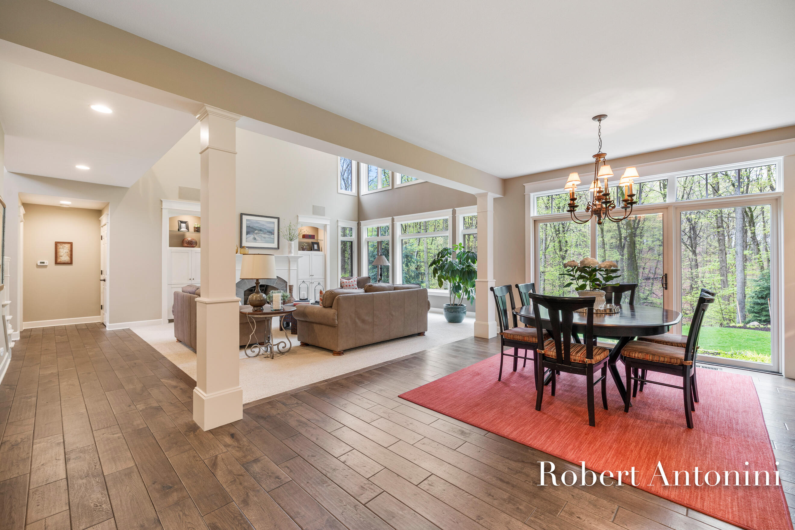 3860 Foxglove Court NE