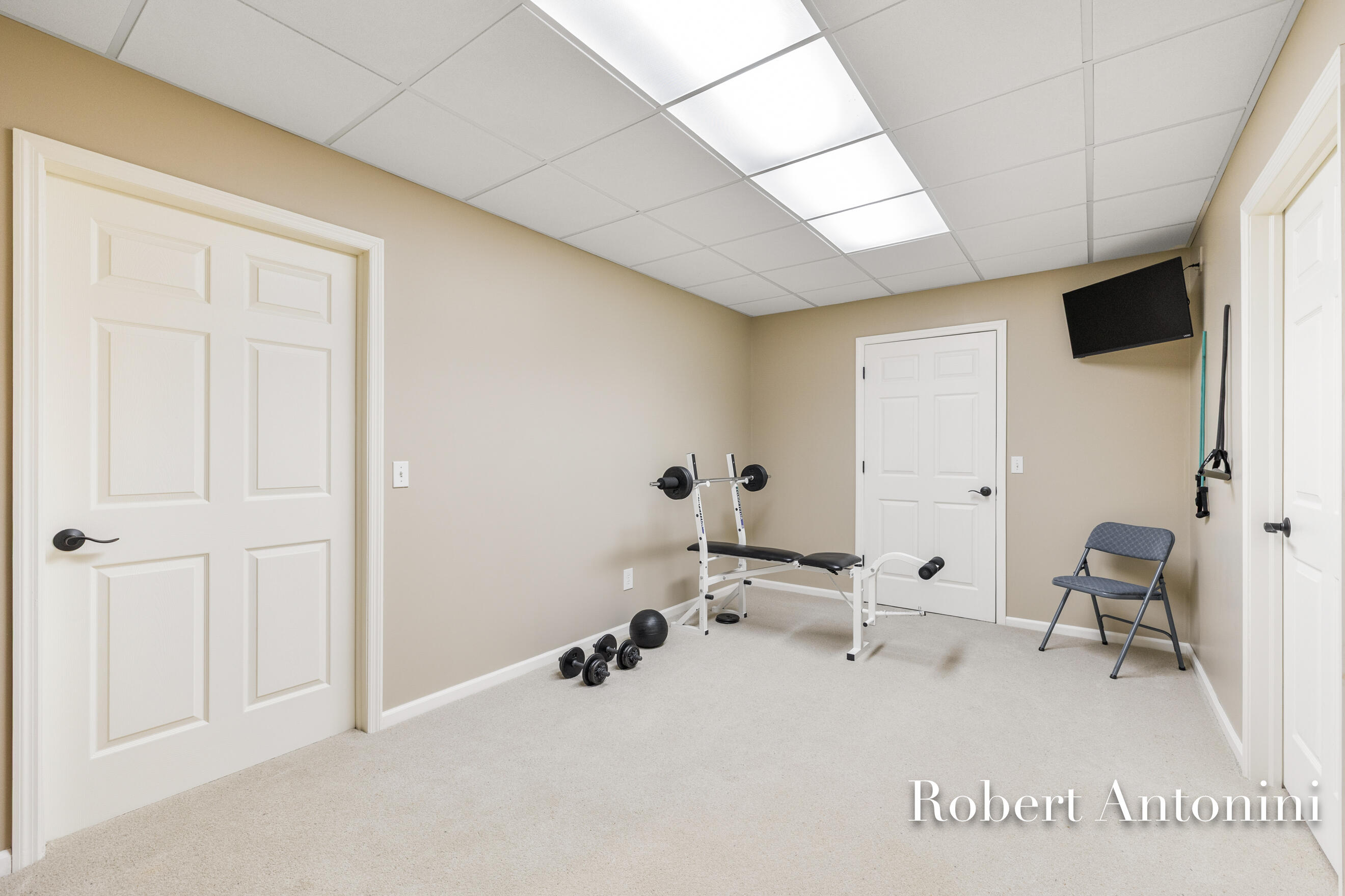 3860 Foxglove Court NE