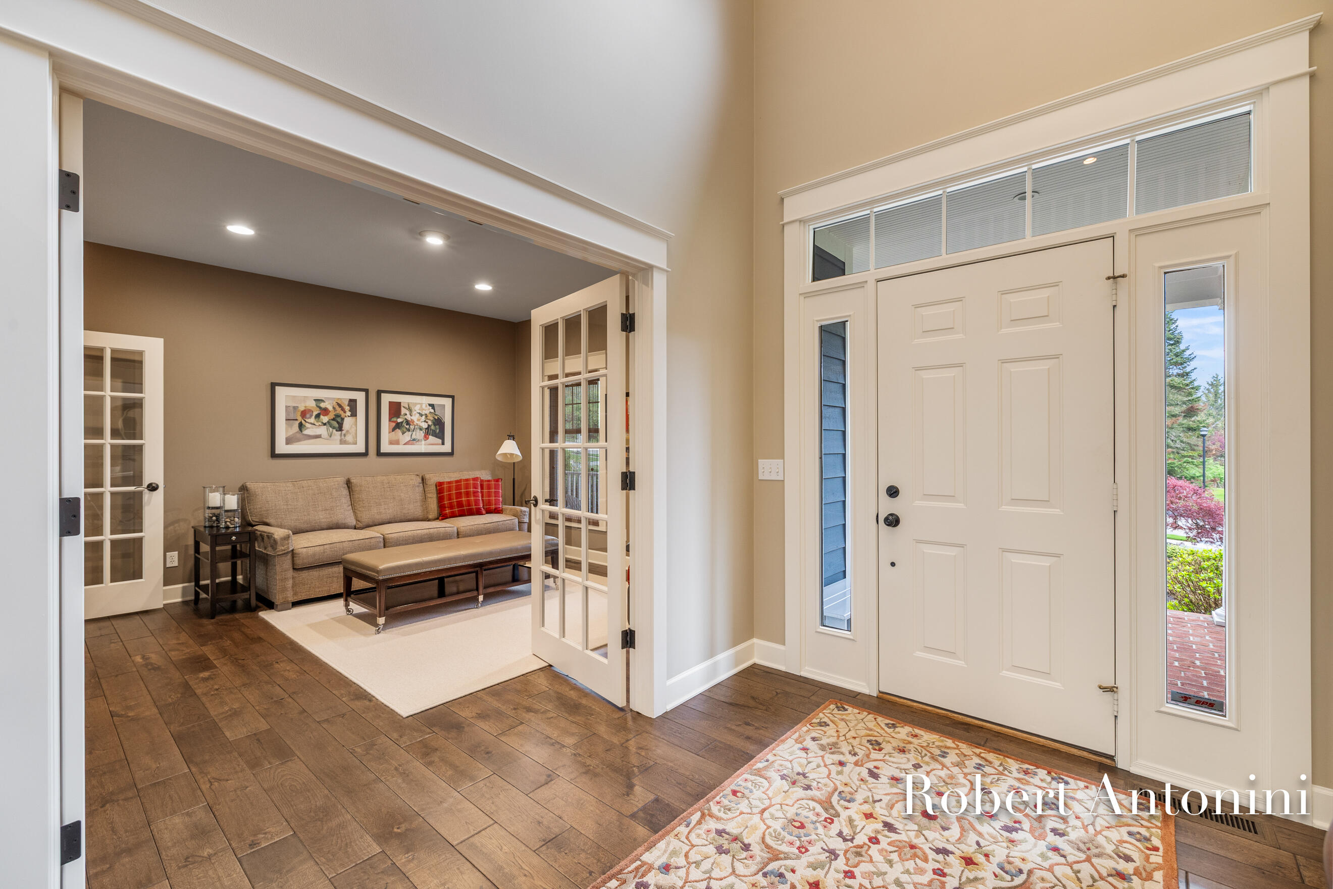 3860 Foxglove Court NE