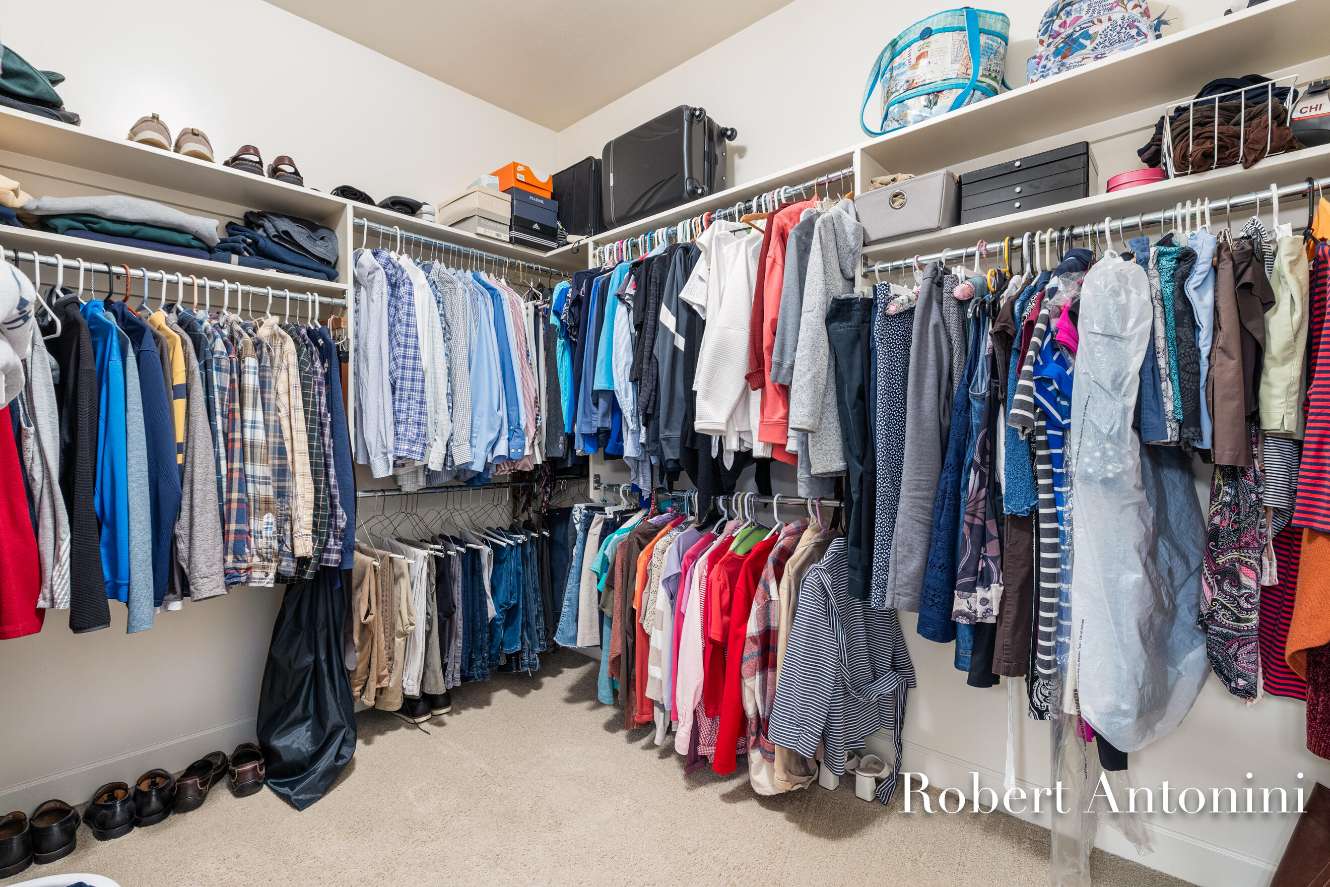 3860 Foxglove Court NE