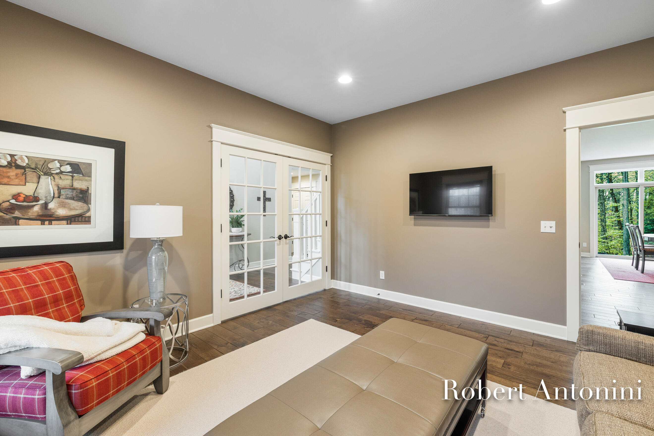 3860 Foxglove Court NE