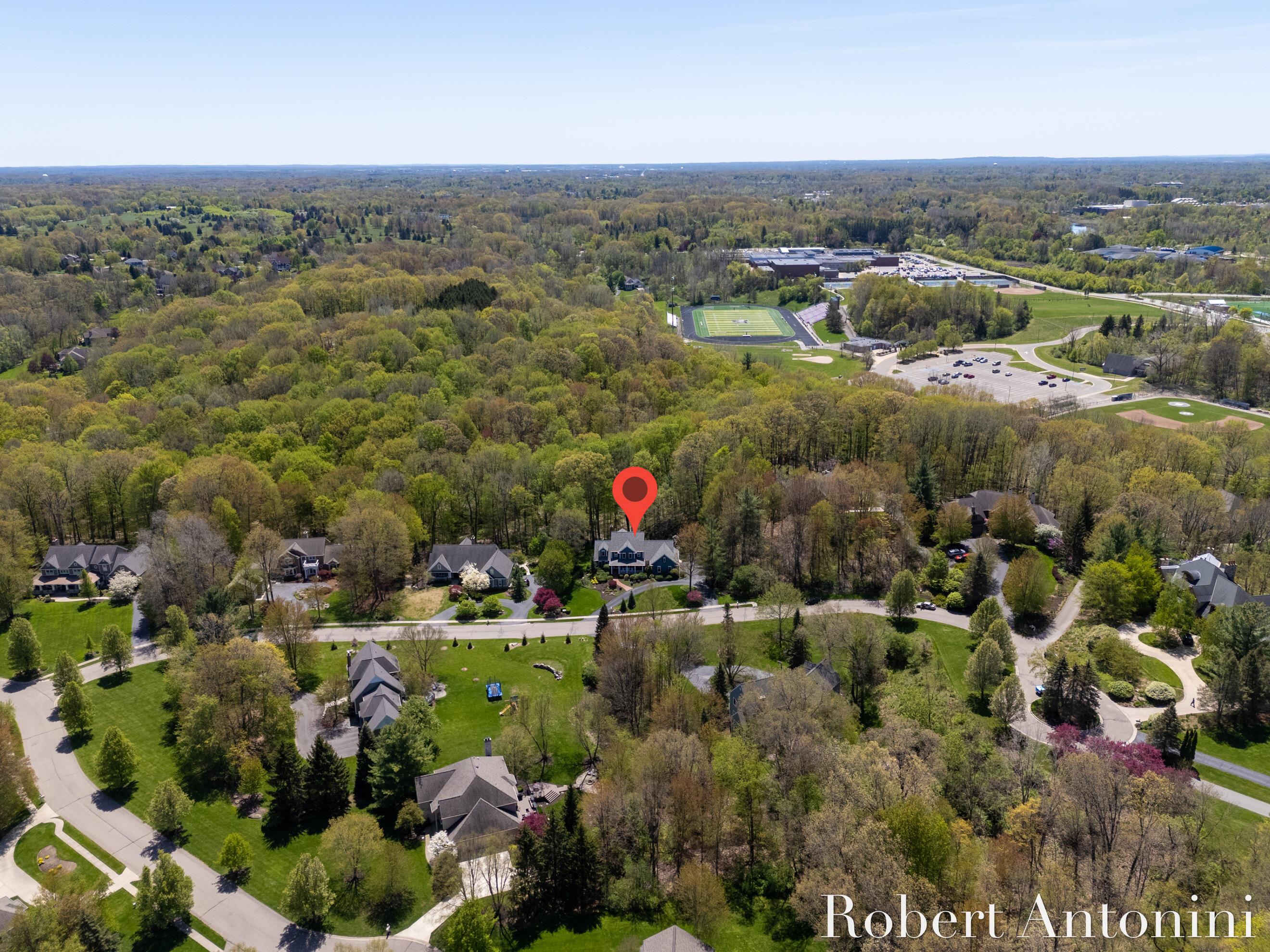 3860 Foxglove Court NE