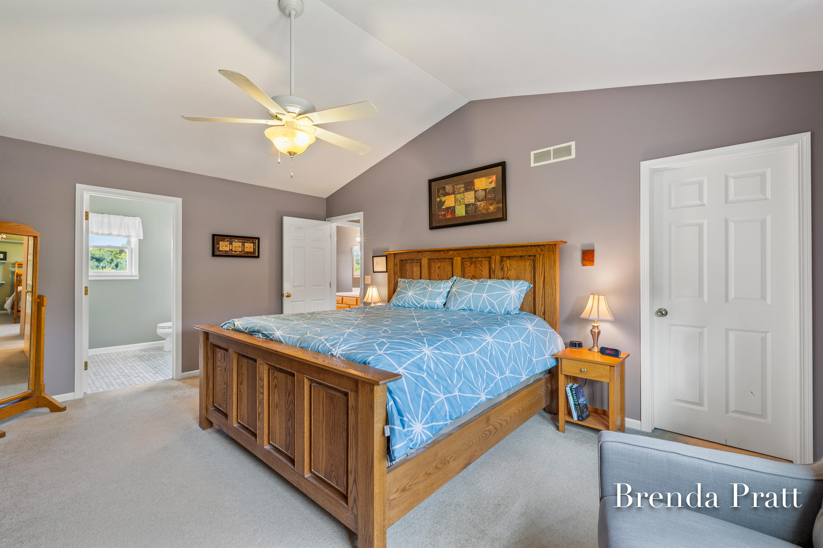 7277 Tillicum Trail NE