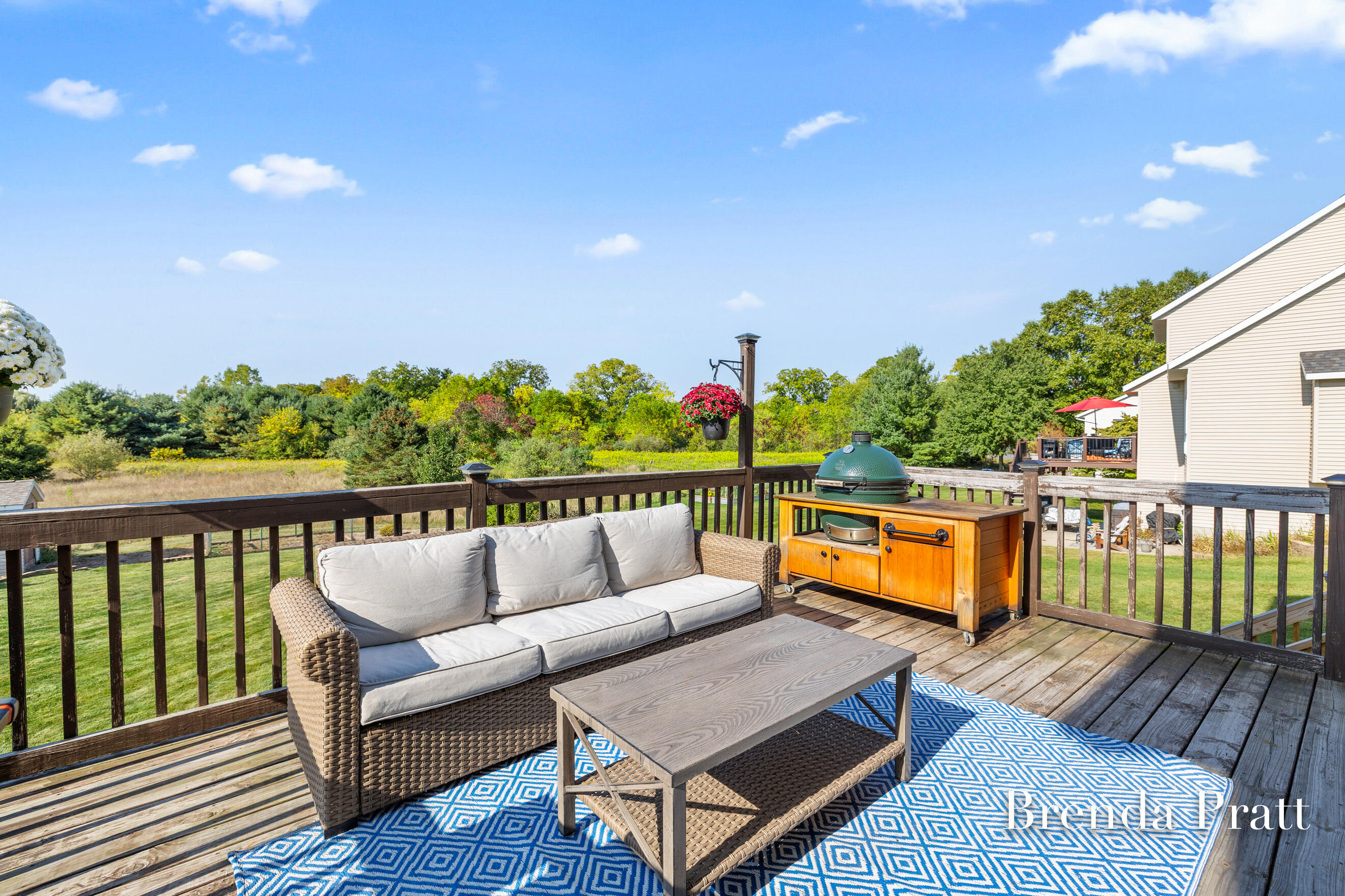 7277 Tillicum Trail NE