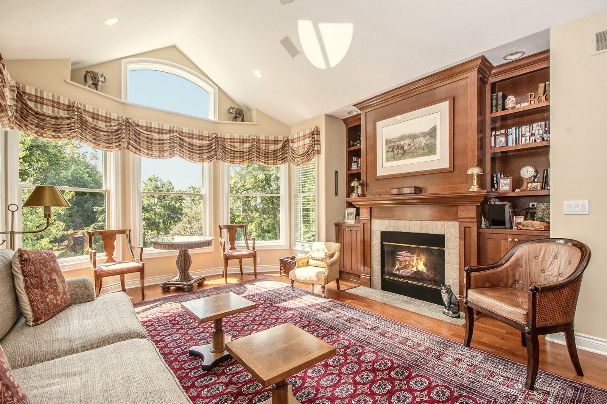 2968 Overlook Summit Drive