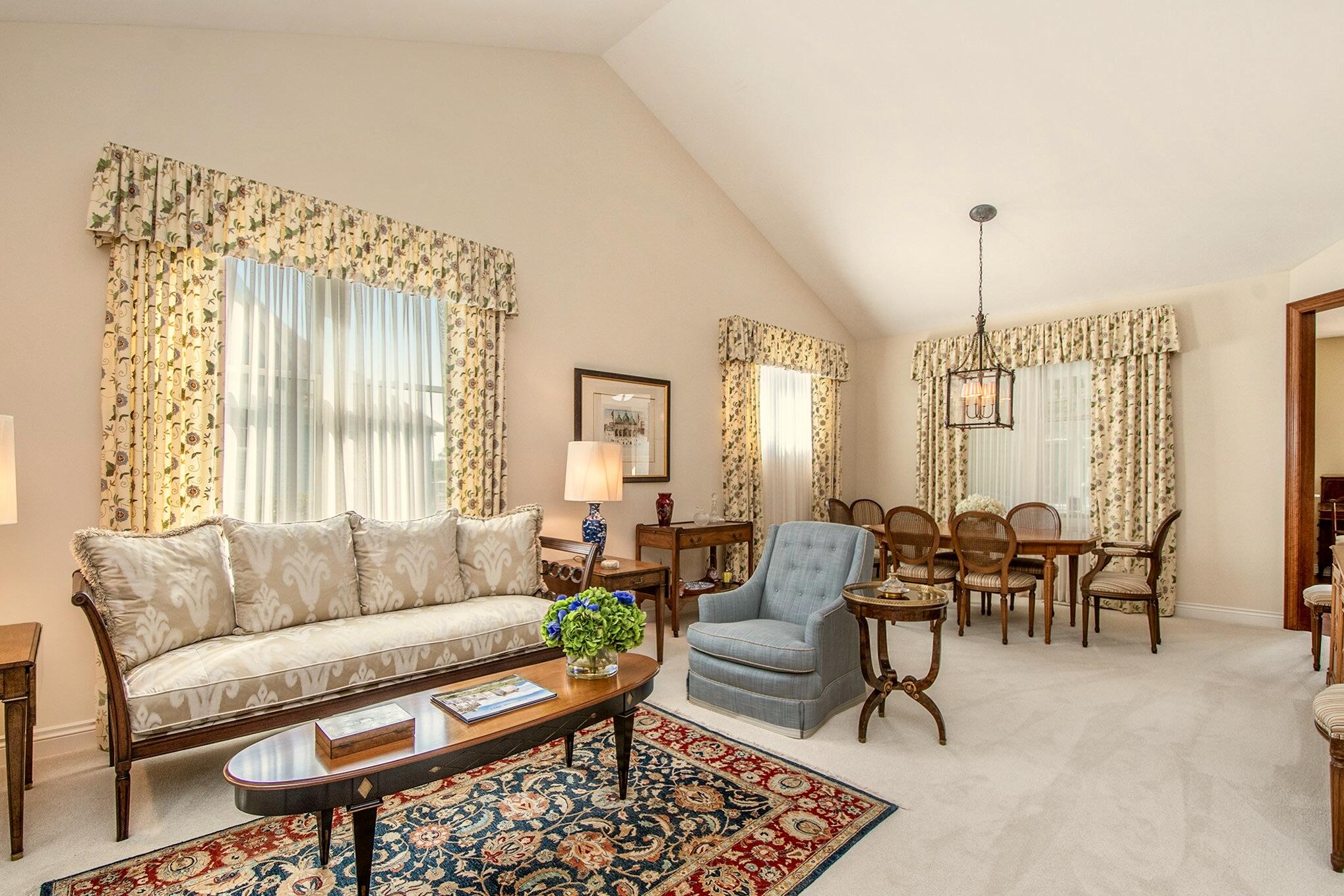 2968 Overlook Summit Drive