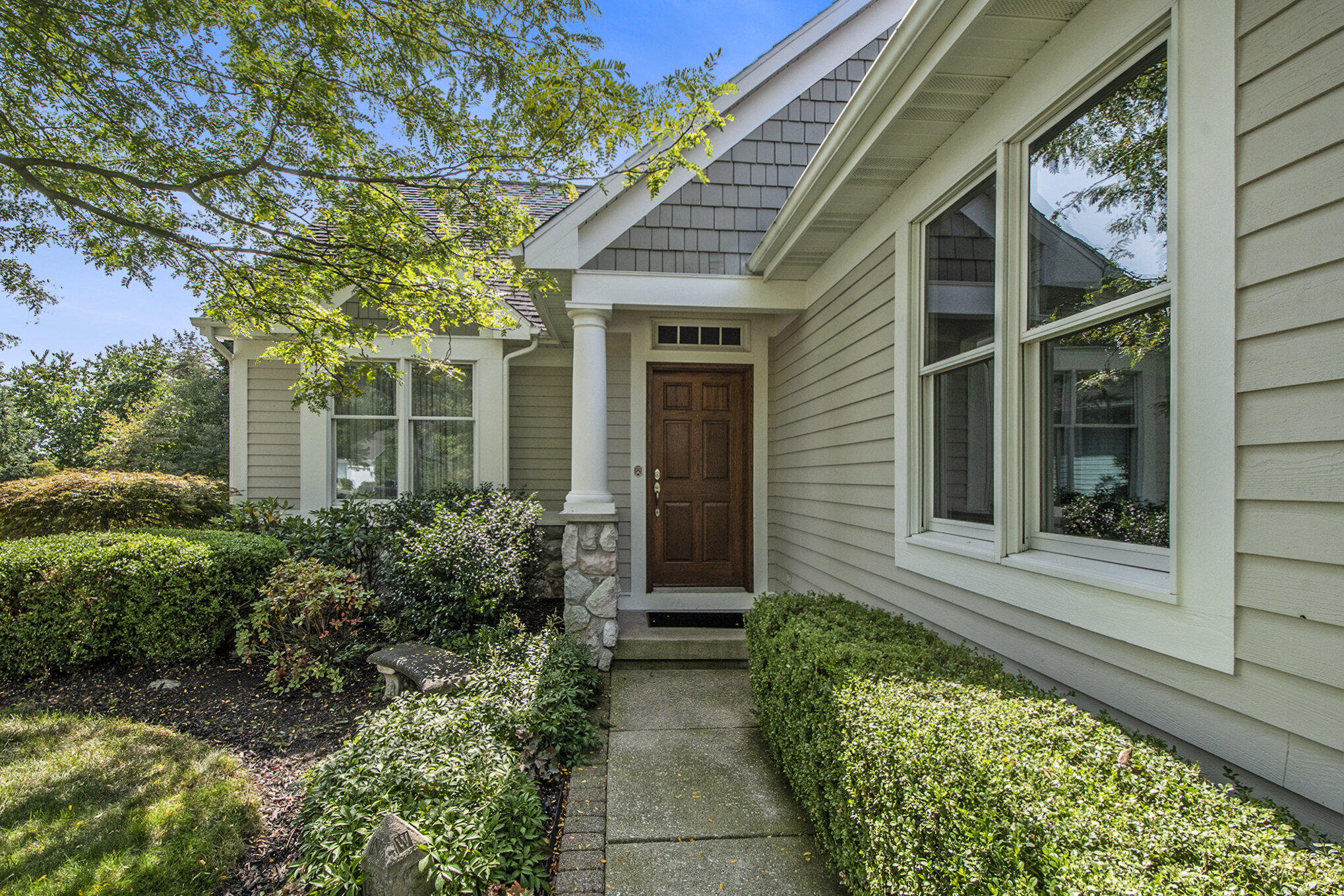 2968 Overlook Summit Drive