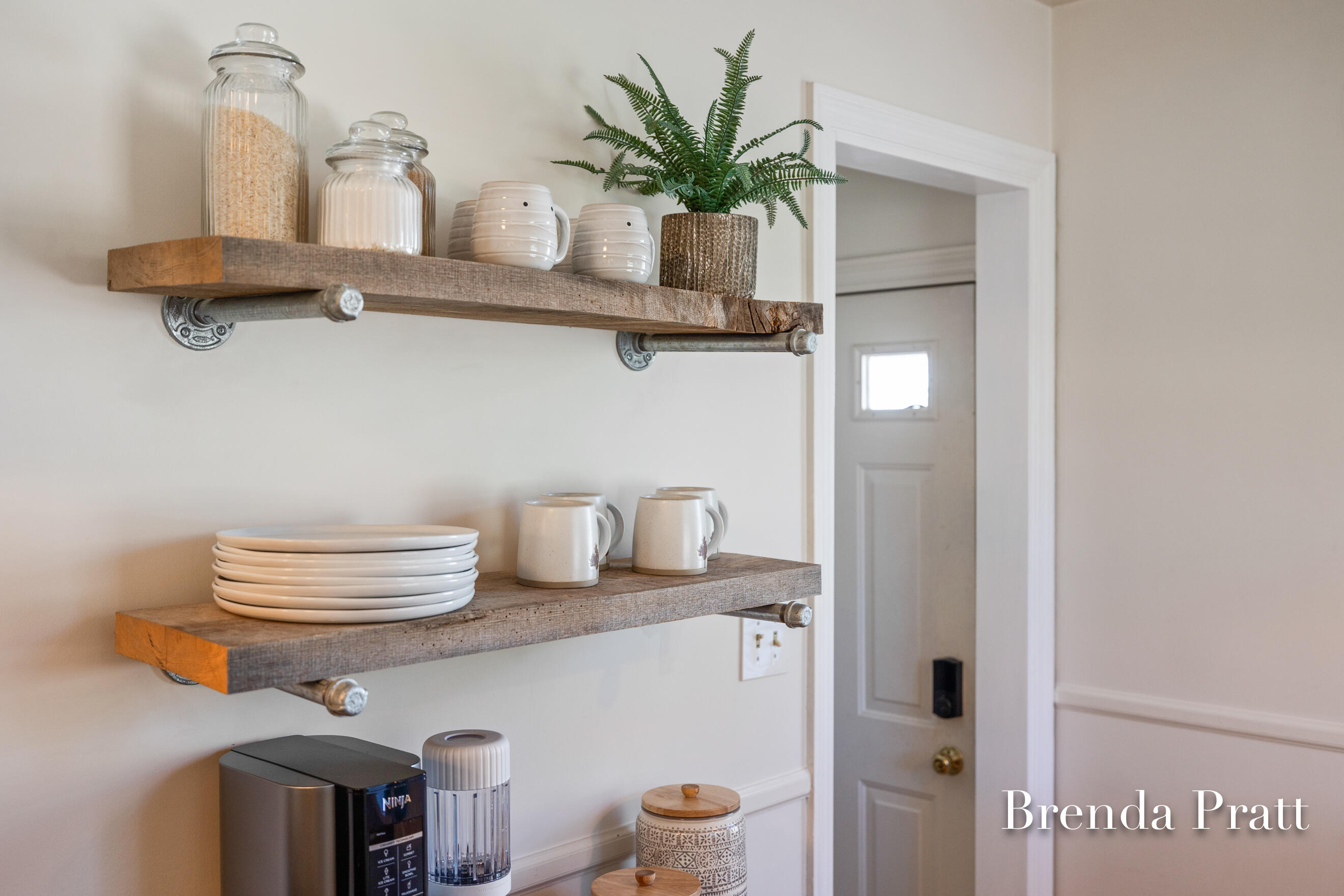 2721 Eastern Avenue SE