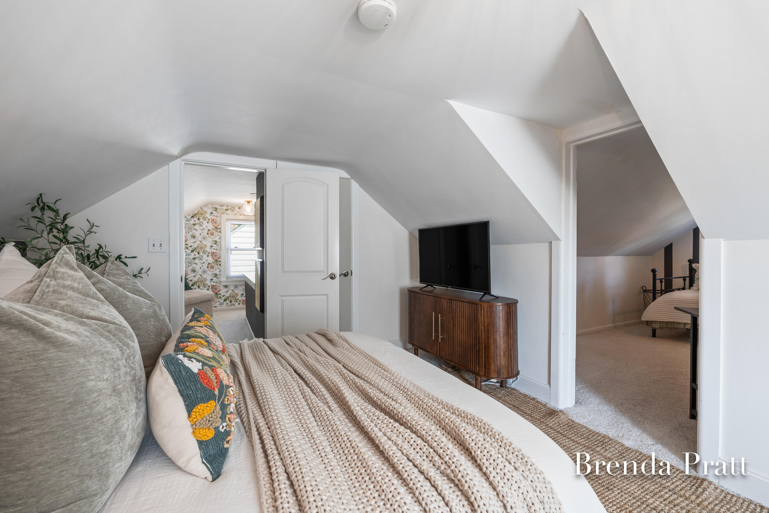 2721 Eastern Avenue SE