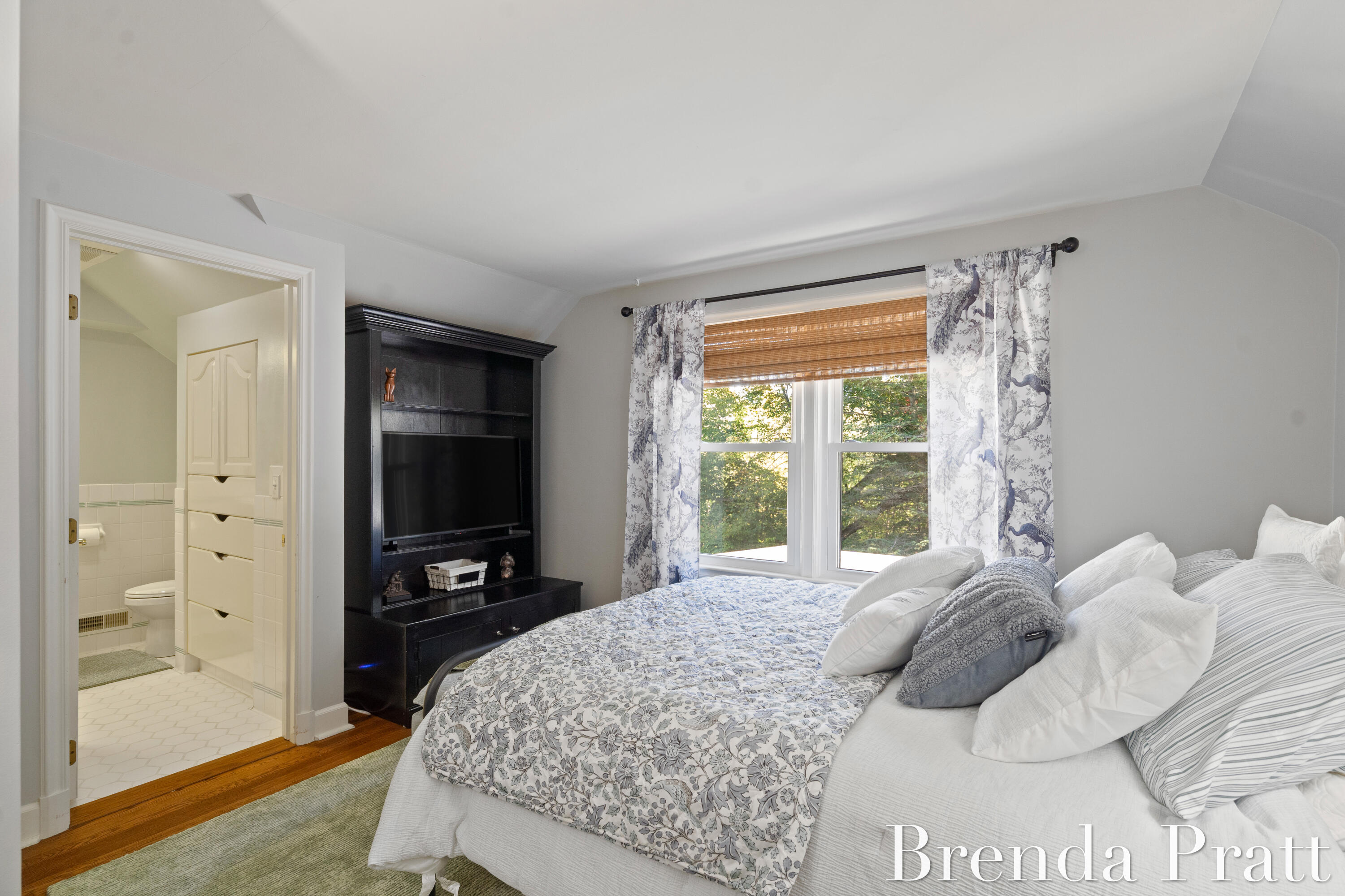 262 Gracewood Drive SE