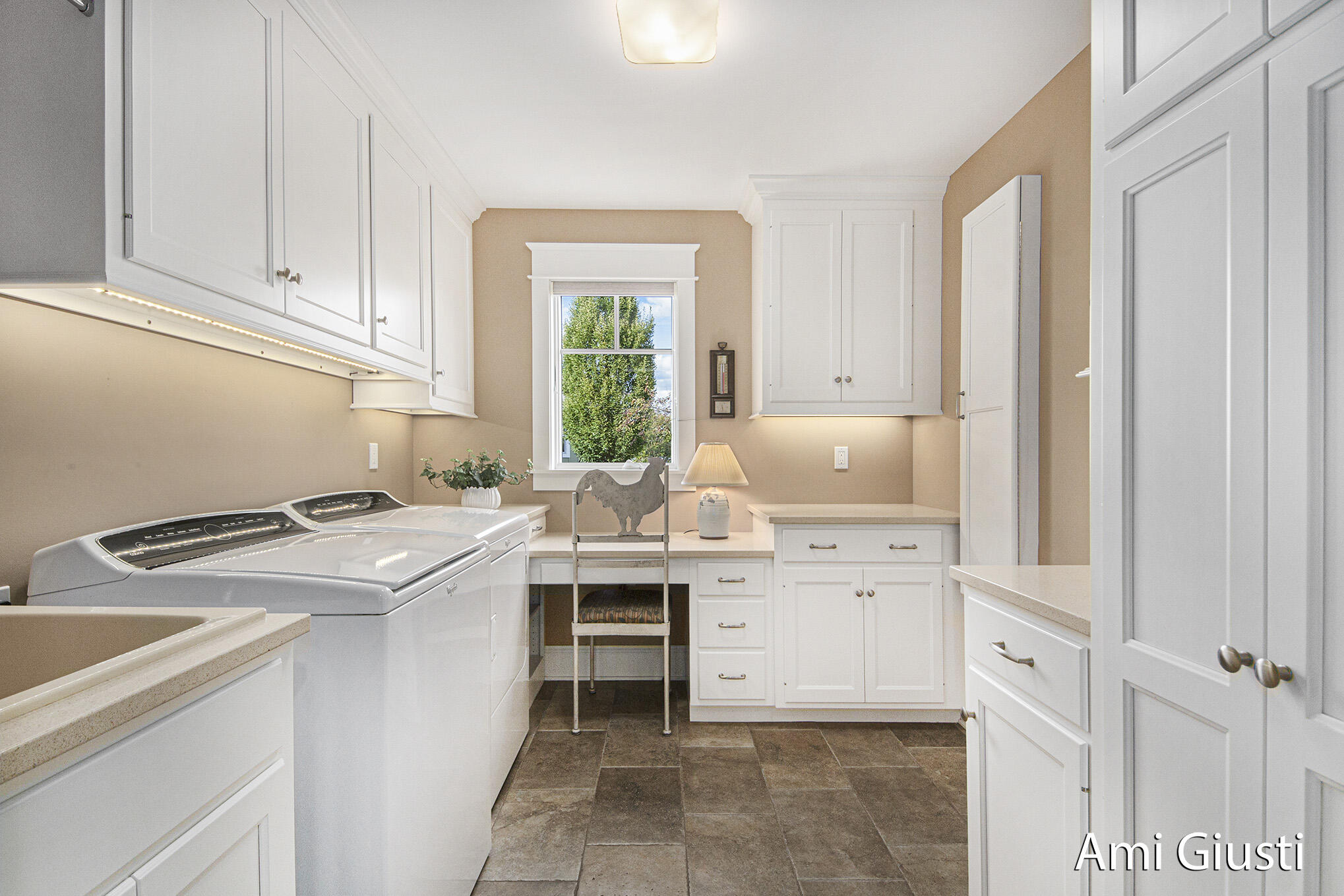 2033 Talamore Court SE