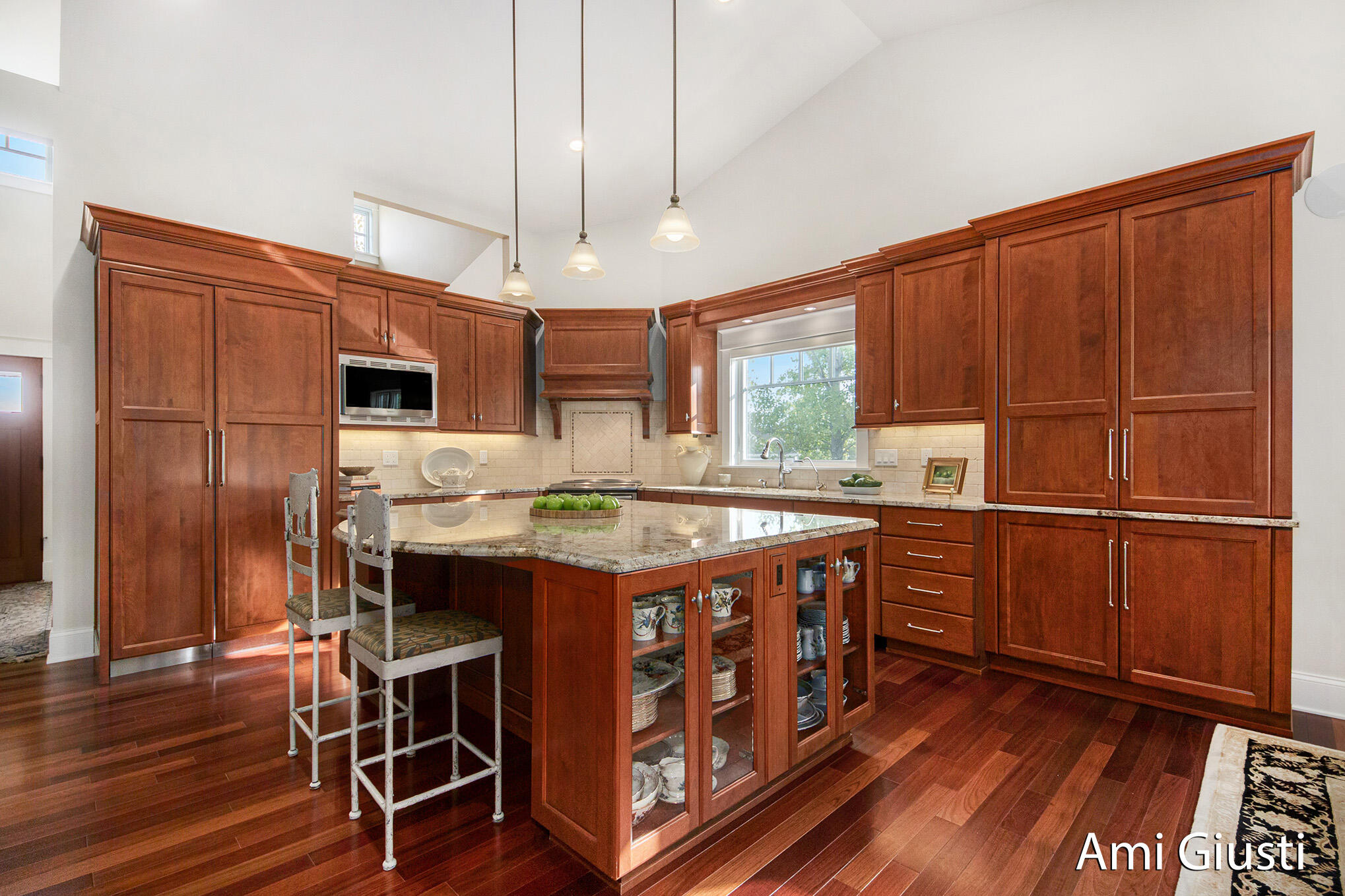 2033 Talamore Court SE