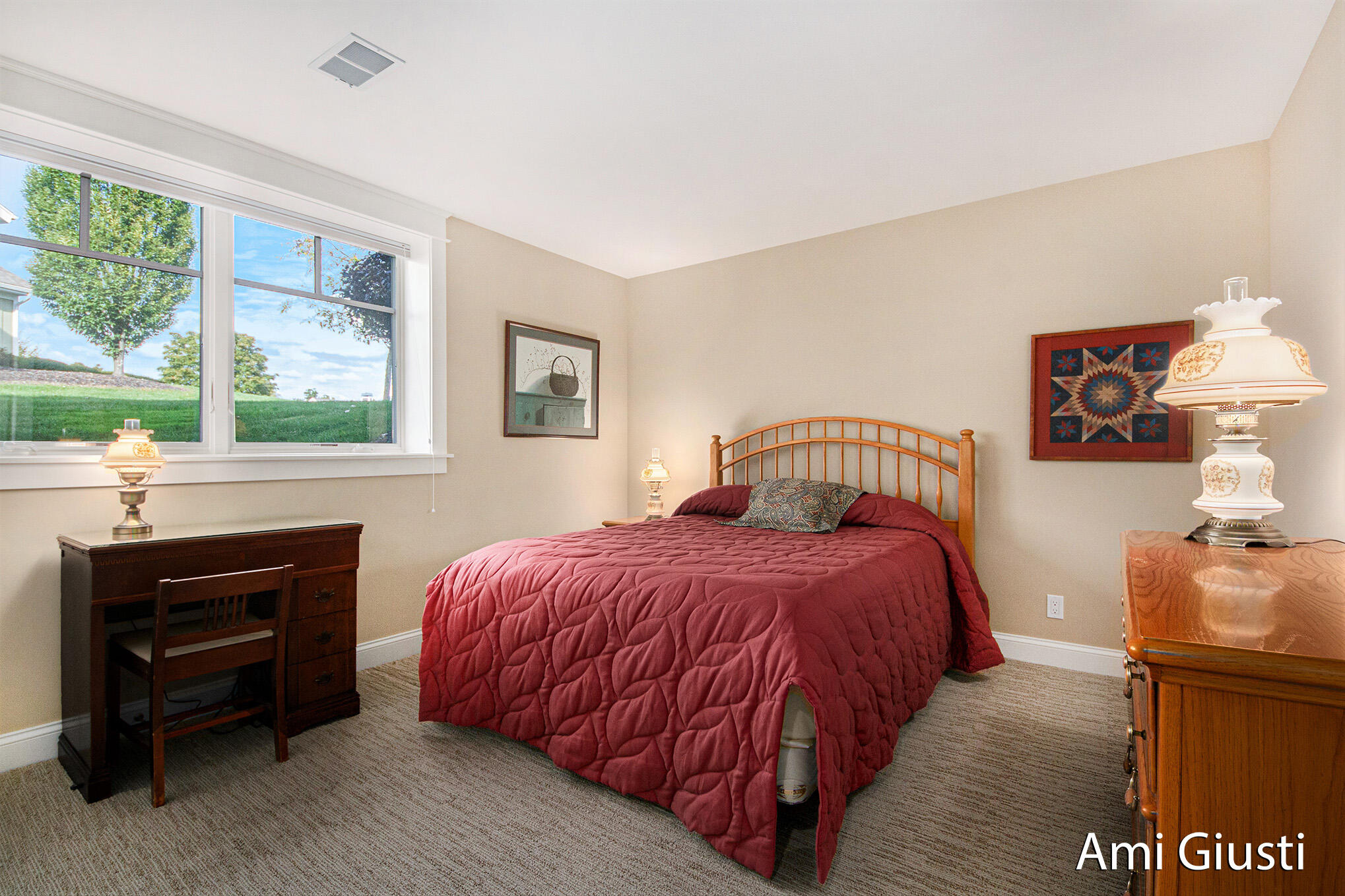 2033 Talamore Court SE